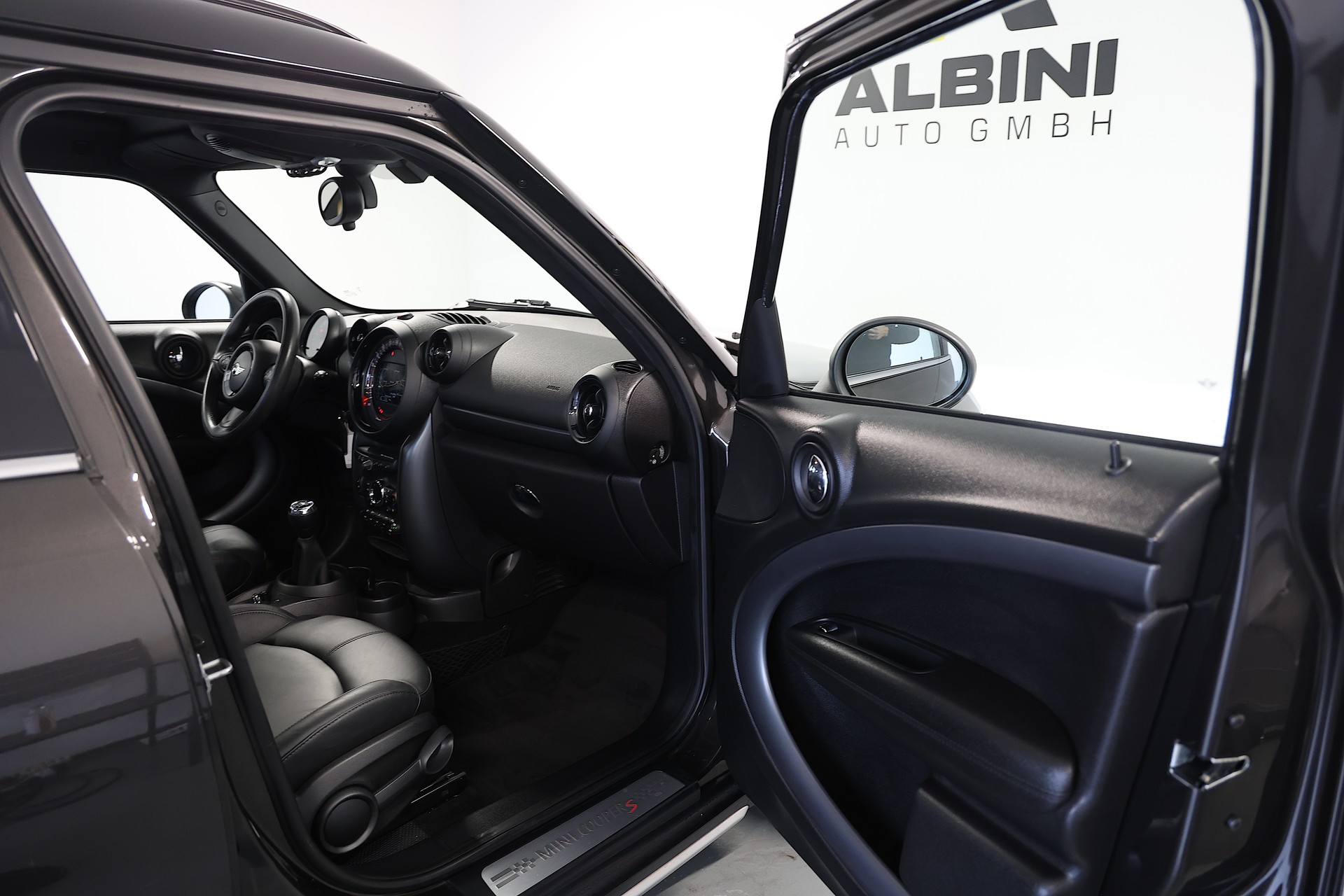 MINI Countryman R60 1.6i Cooper S ALL4-image-10