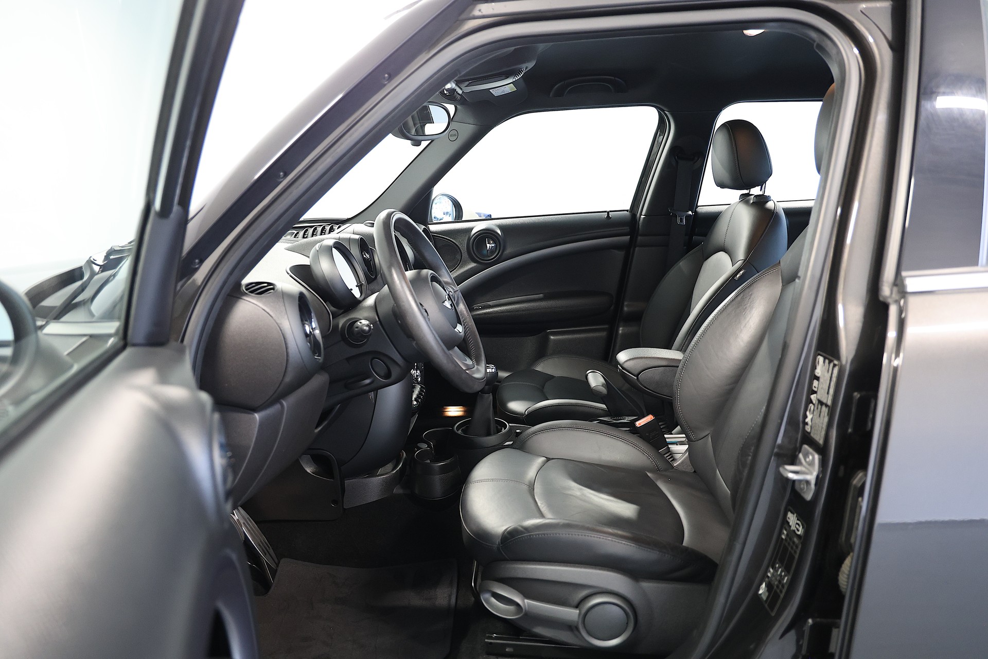 MINI Countryman R60 1.6i Cooper S ALL4-image-5