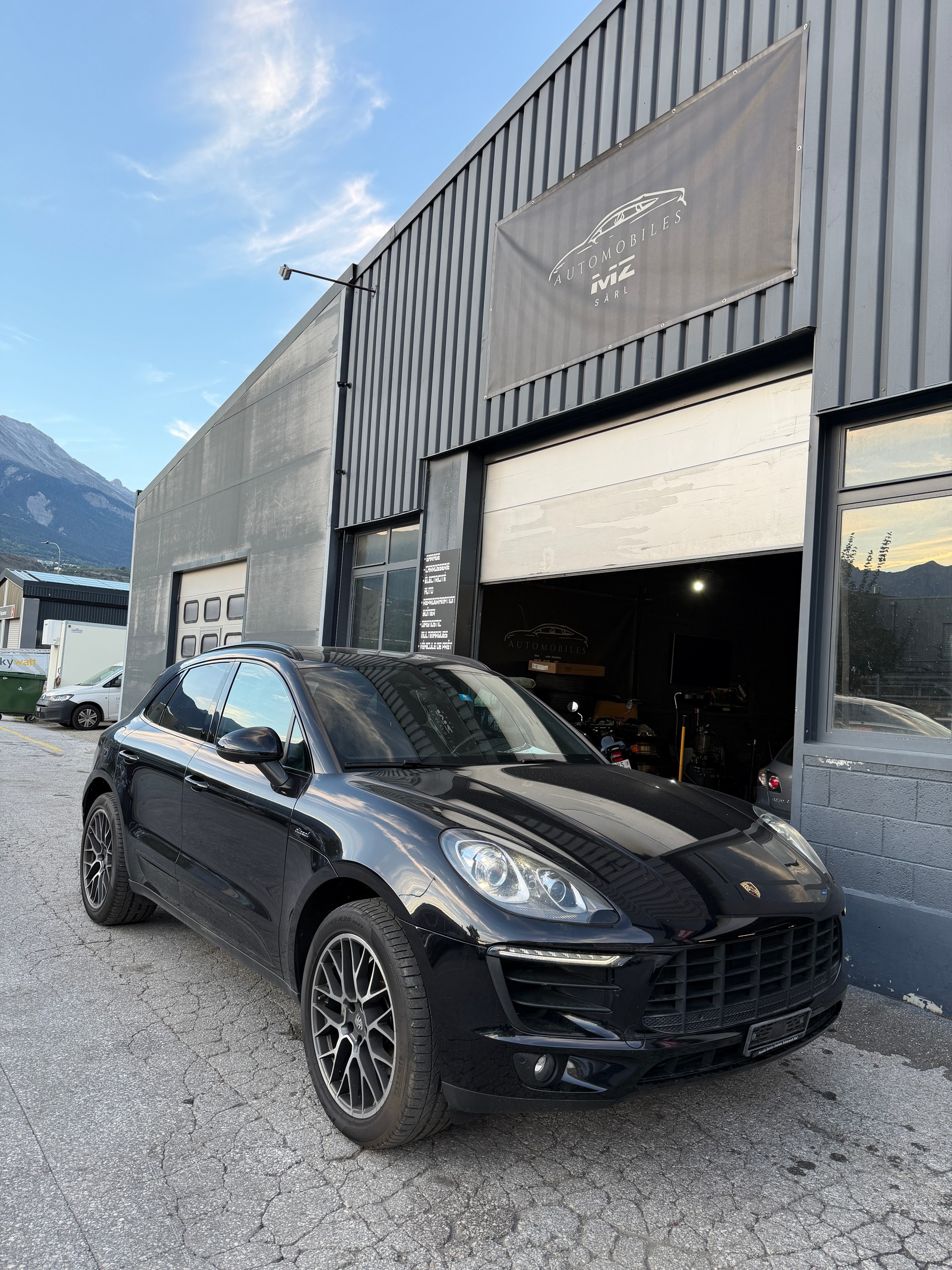 PORSCHE Macan S Diesel PDK-image-1