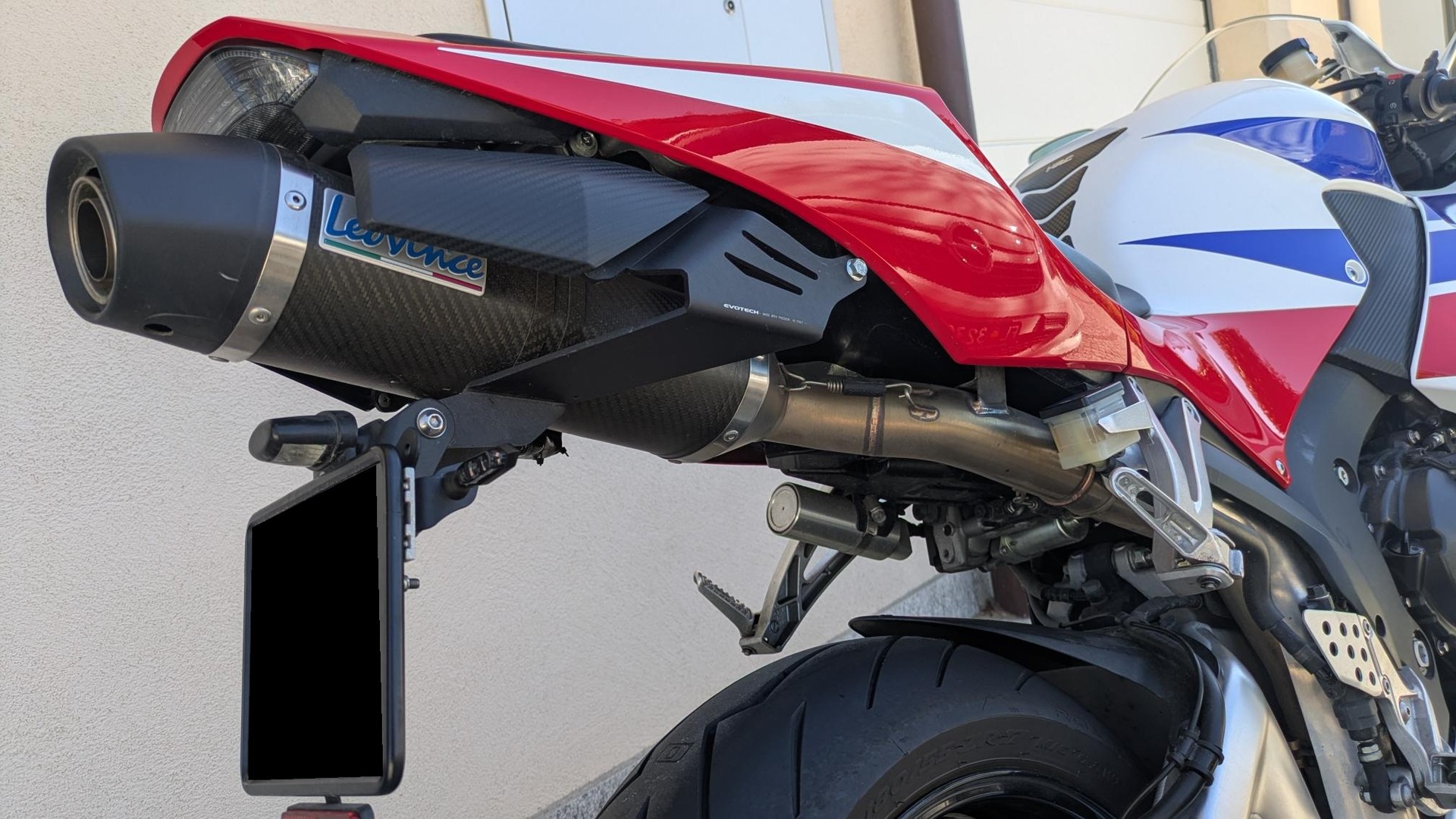 HONDA CBR 600 RA ABS-image-8