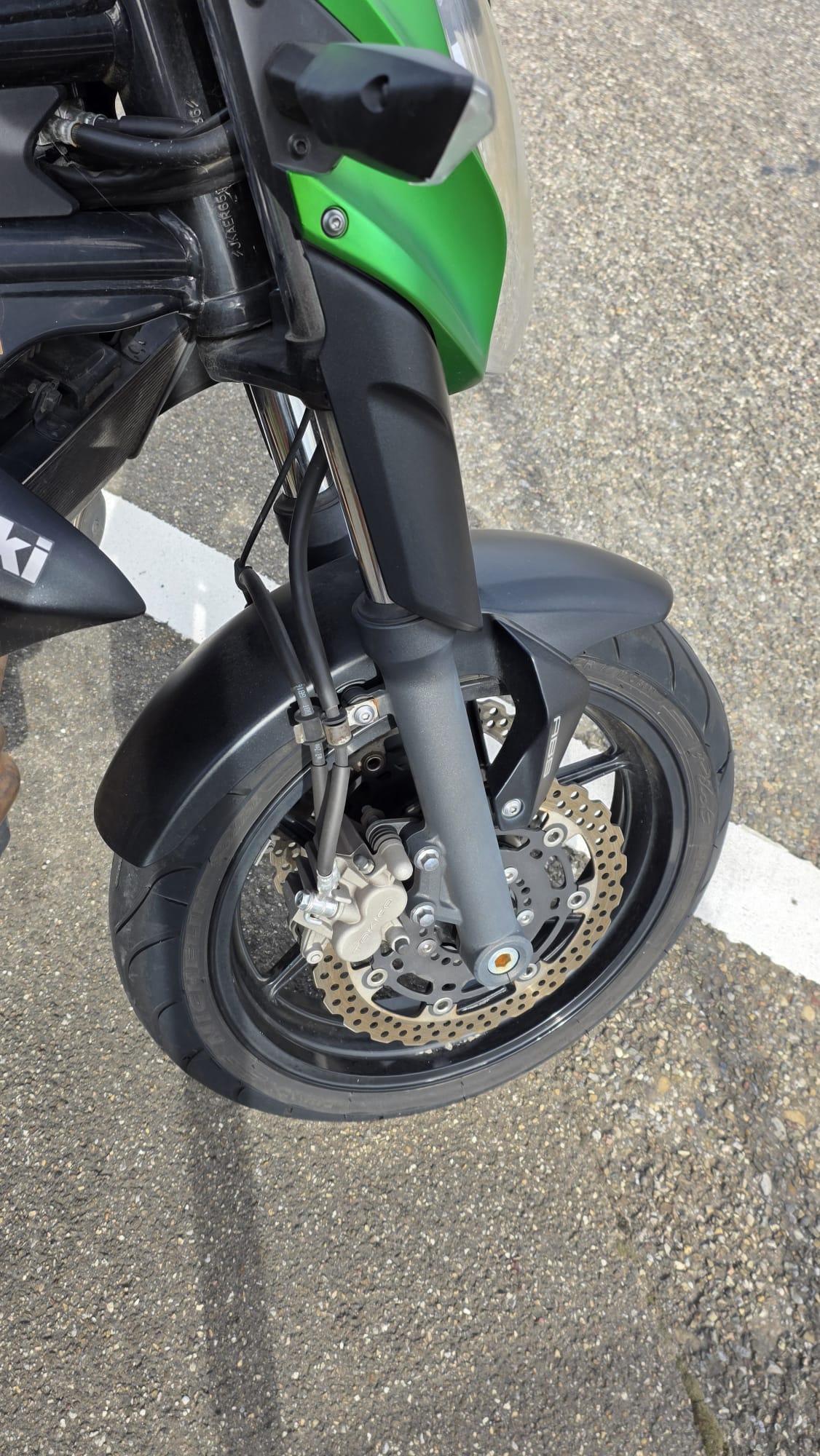 KAWASAKI ER-6-image-6