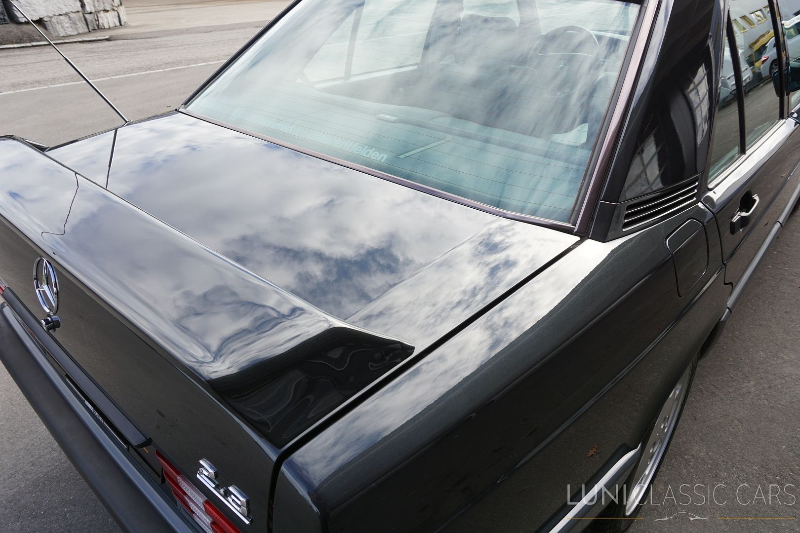 MERCEDES-BENZ 190 E 2.3-image-19