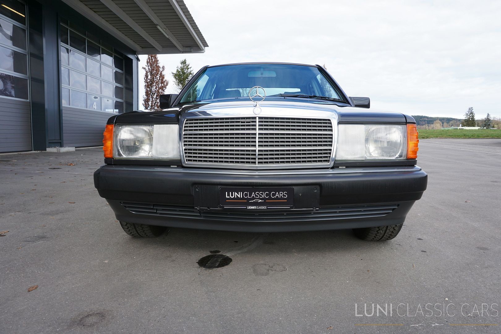 MERCEDES-BENZ 190 E 2.3-image-8