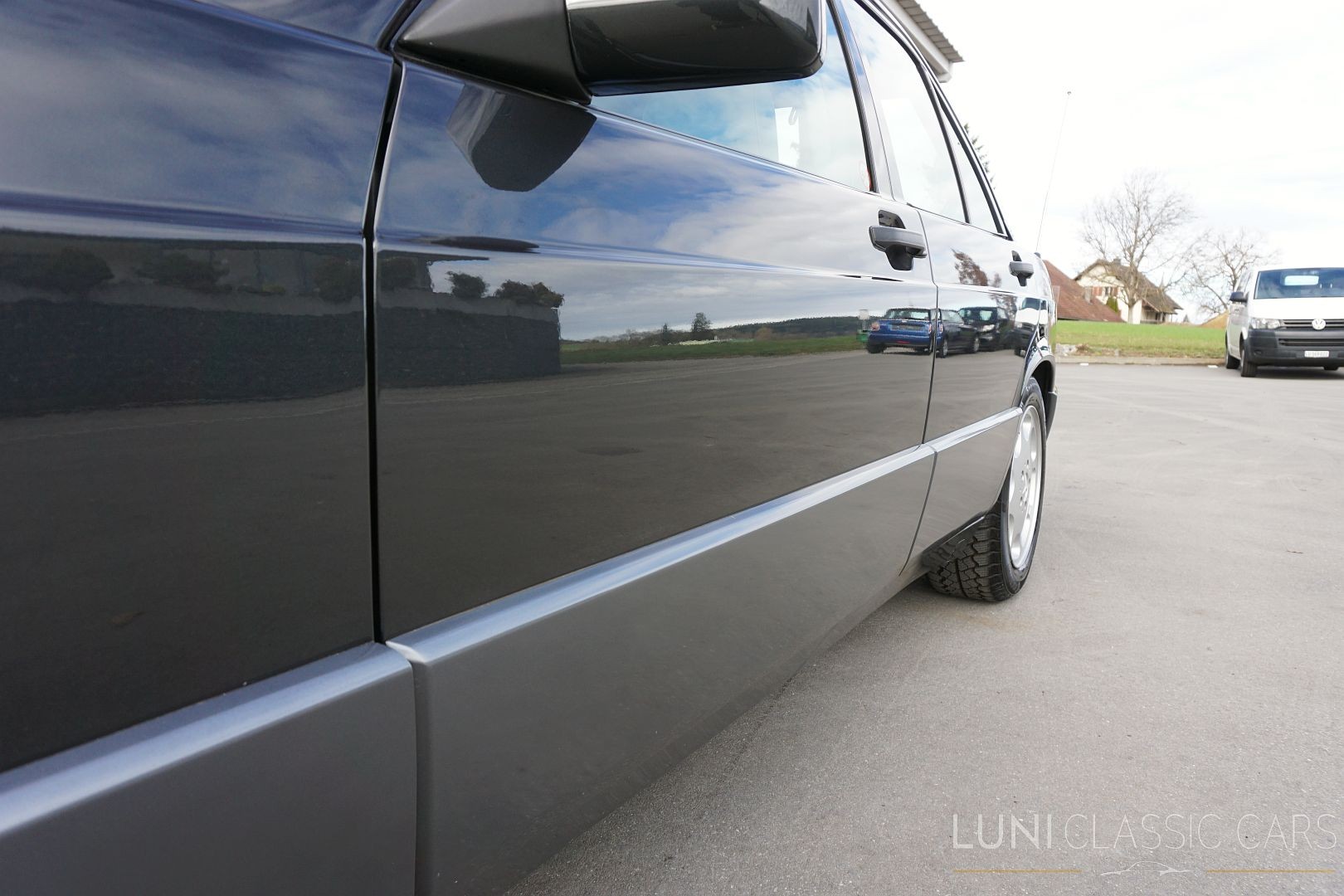 MERCEDES-BENZ 190 E 2.3-image-12