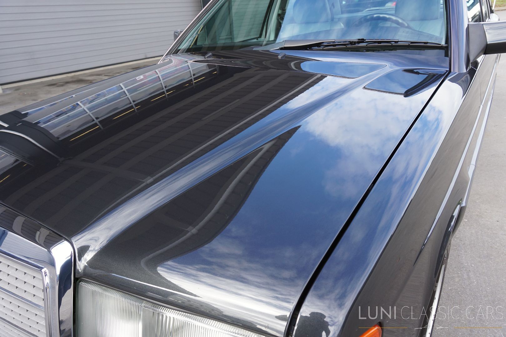 MERCEDES-BENZ 190 E 2.3-image-10
