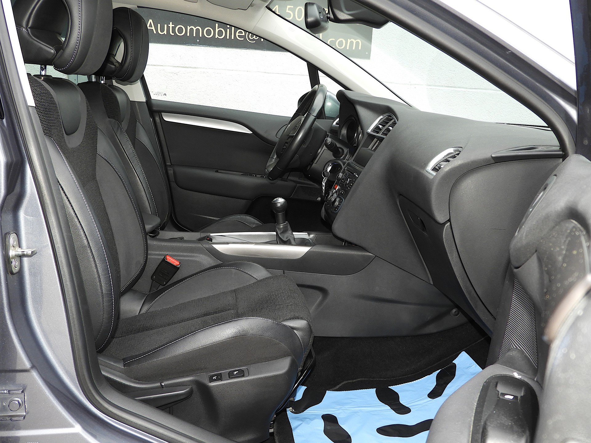 CITROEN C4 Berline 1.6 VTi Exclusive I CH FZ I MFK + Service 30.04.2025 I Sitzmassage 2x I Bluetooth I Tempomat I 8-fach-image-9