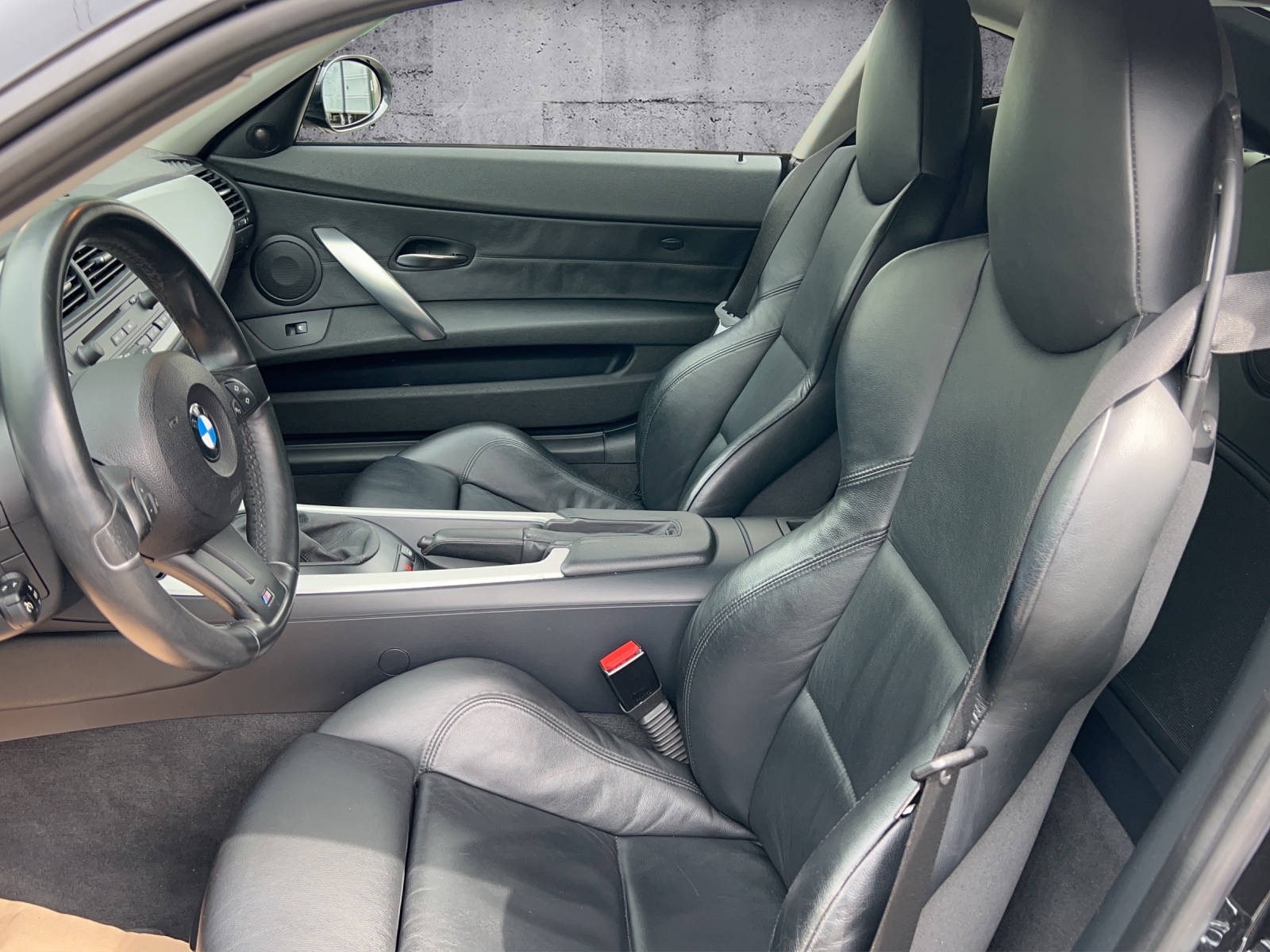 BMW Z4 3.0si Coupé-image-9