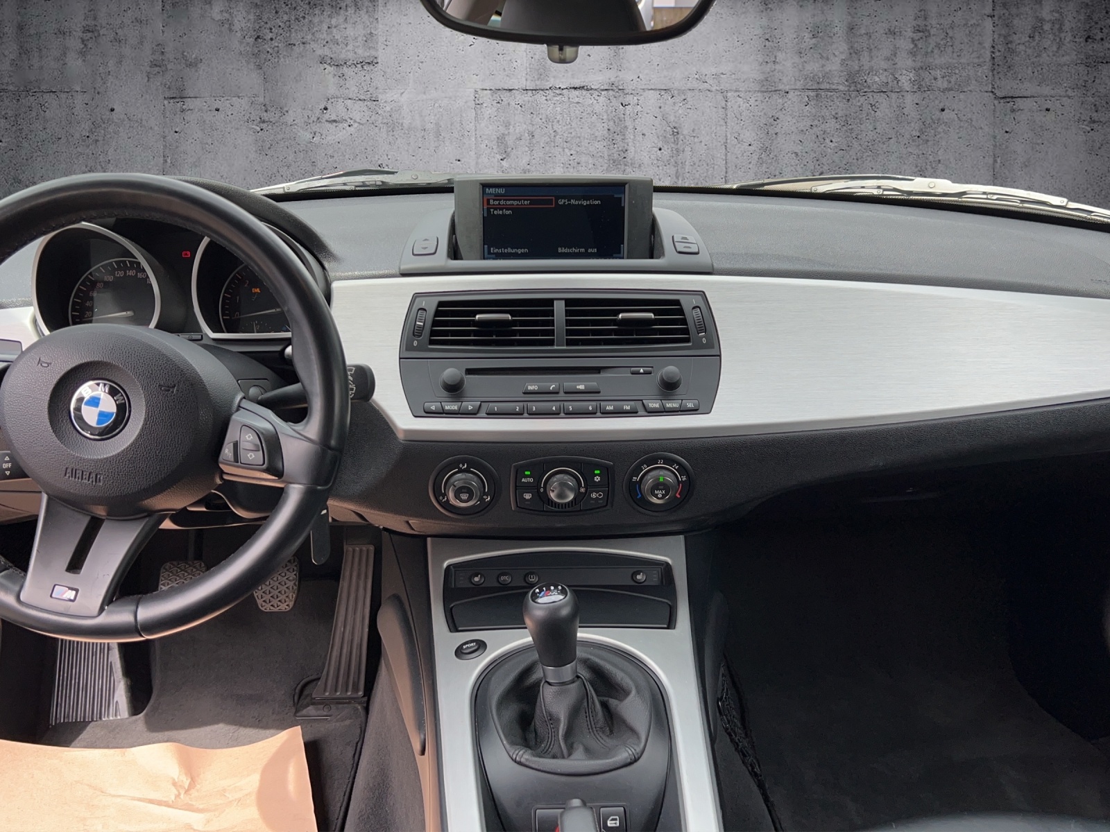 BMW Z4 3.0si Coupé-image-15