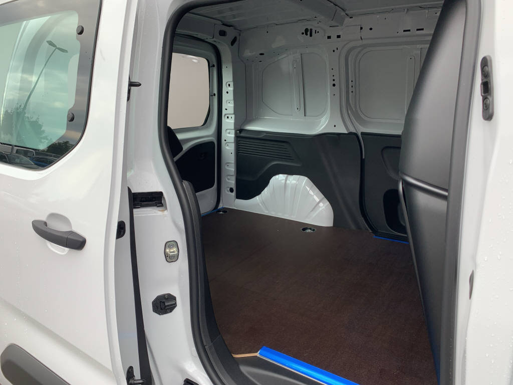 CITROEN Berlingo VAN M 800 Electrique 136ch Automatique-image-9