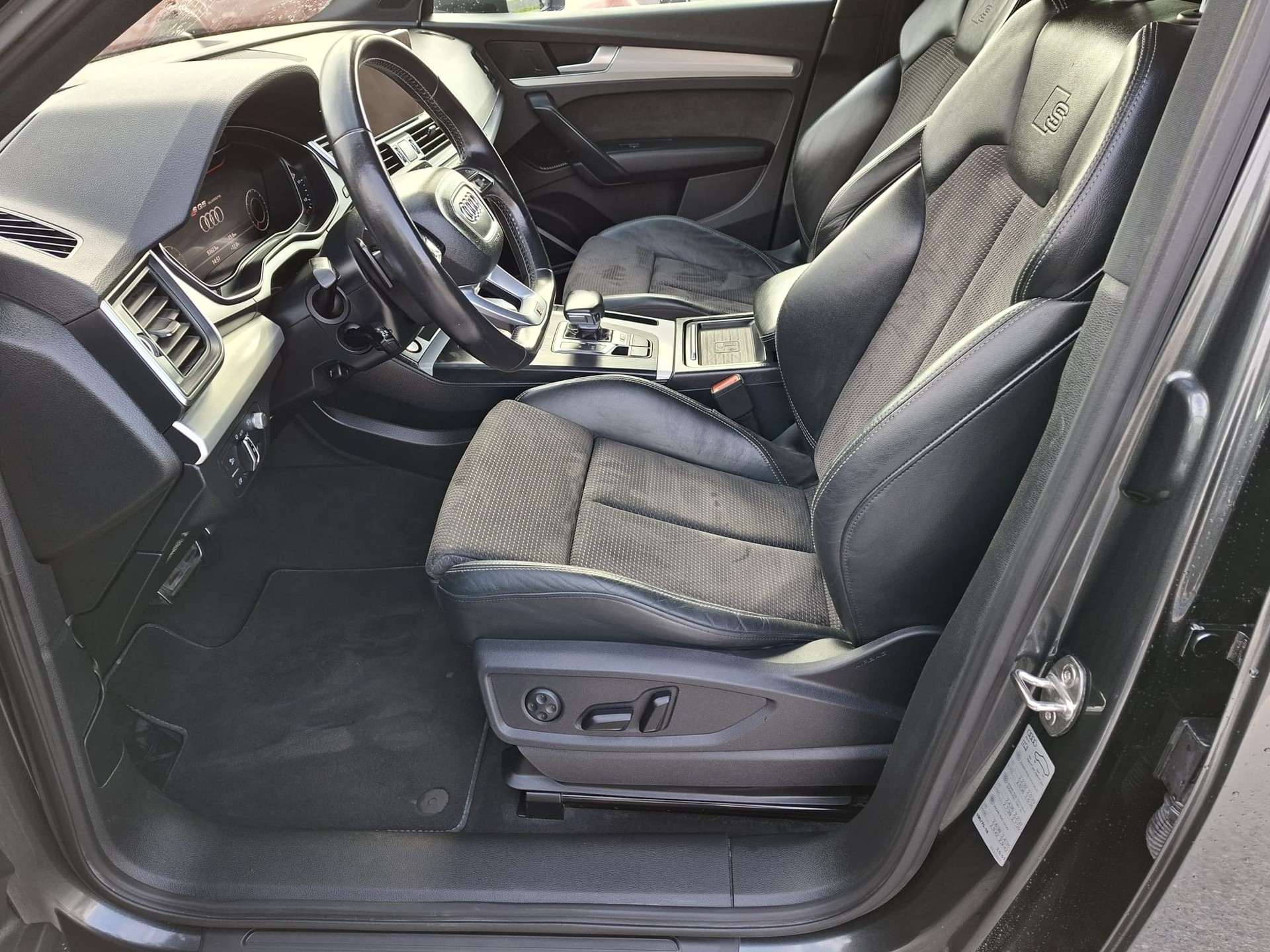 AUDI SQ5 3.0 TFSI quattro S-tronic-image-9