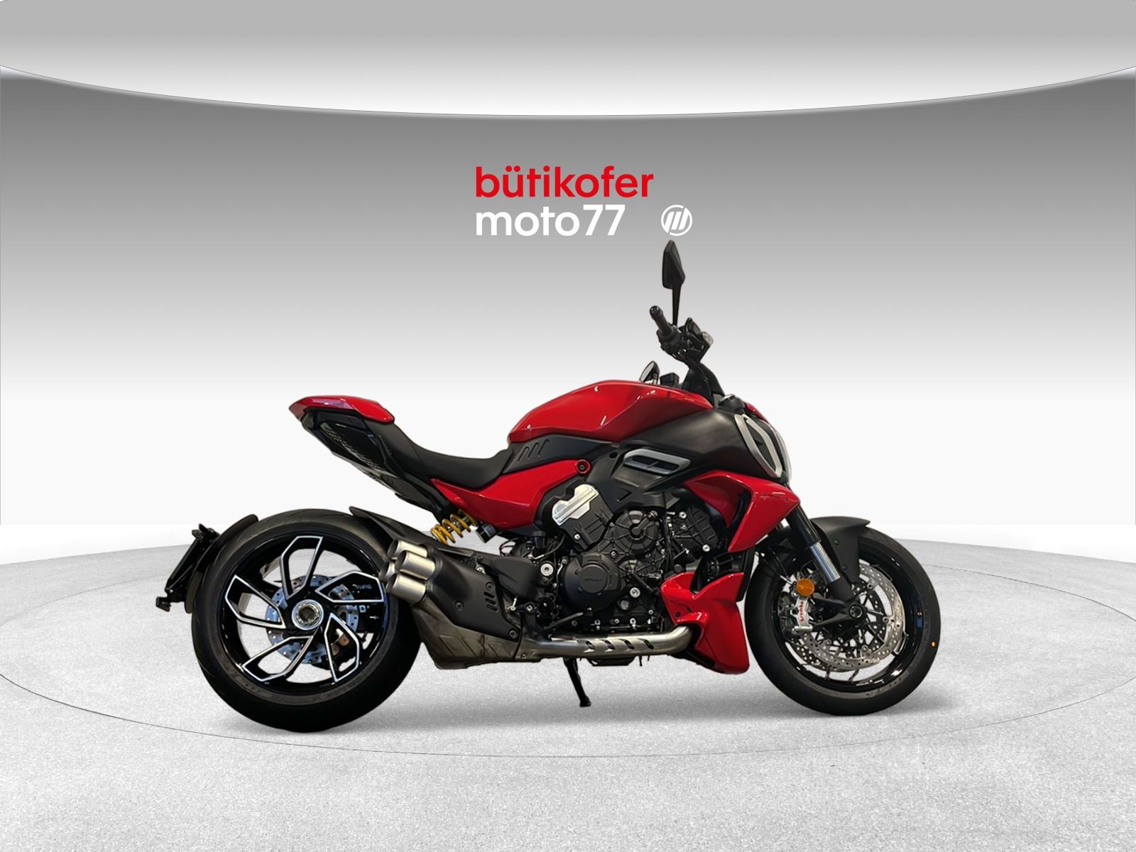 DUCATI 1160 Diavel V4 ABS-image-1