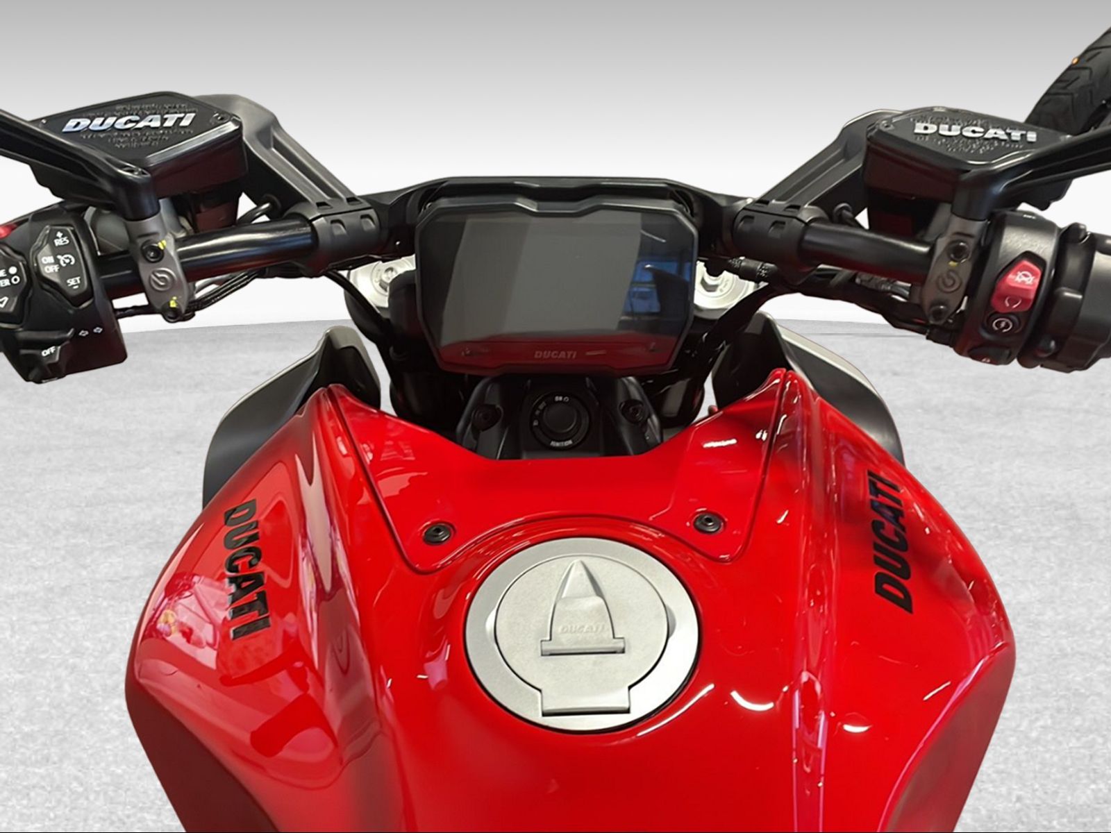 DUCATI 1160 Diavel V4 ABS-image-6