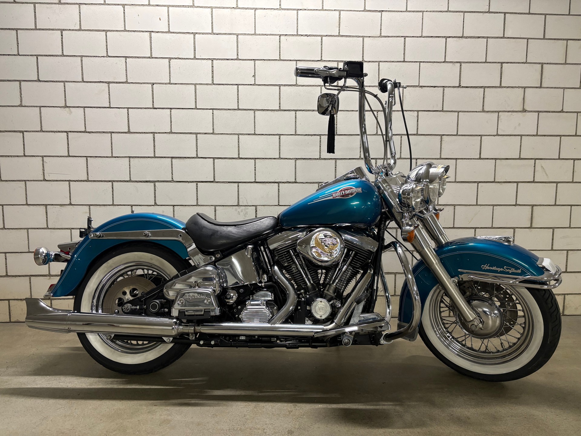 HARLEY-DAVIDSON Heritage S-image-1