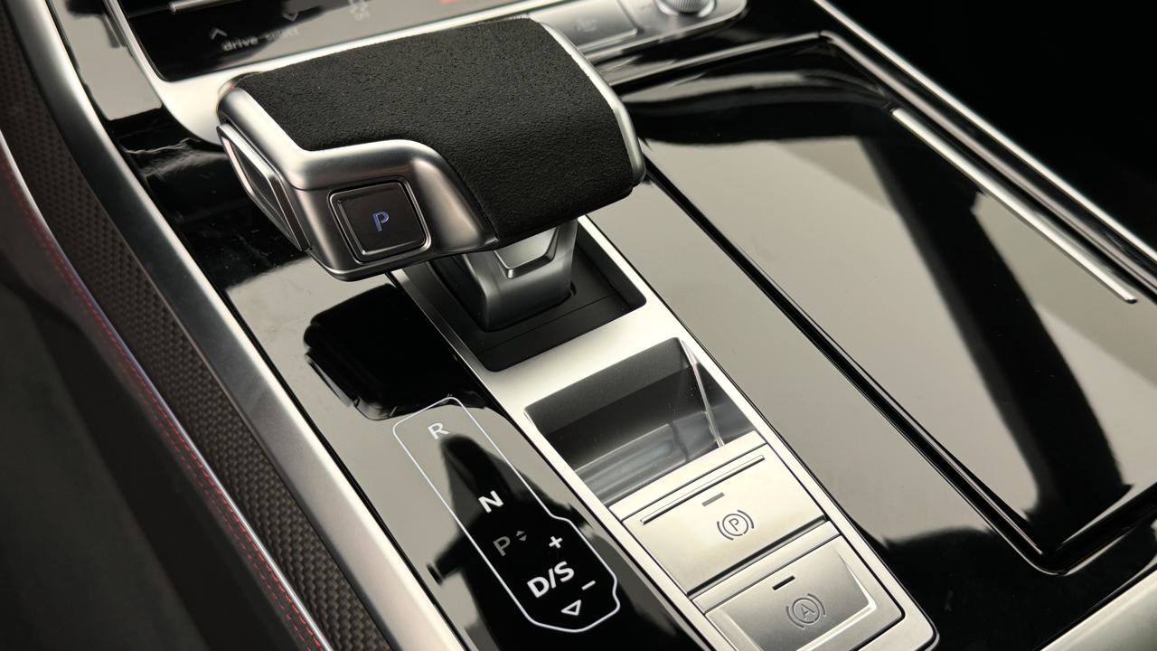 AUDI RSQ8 performance quattro-image-10