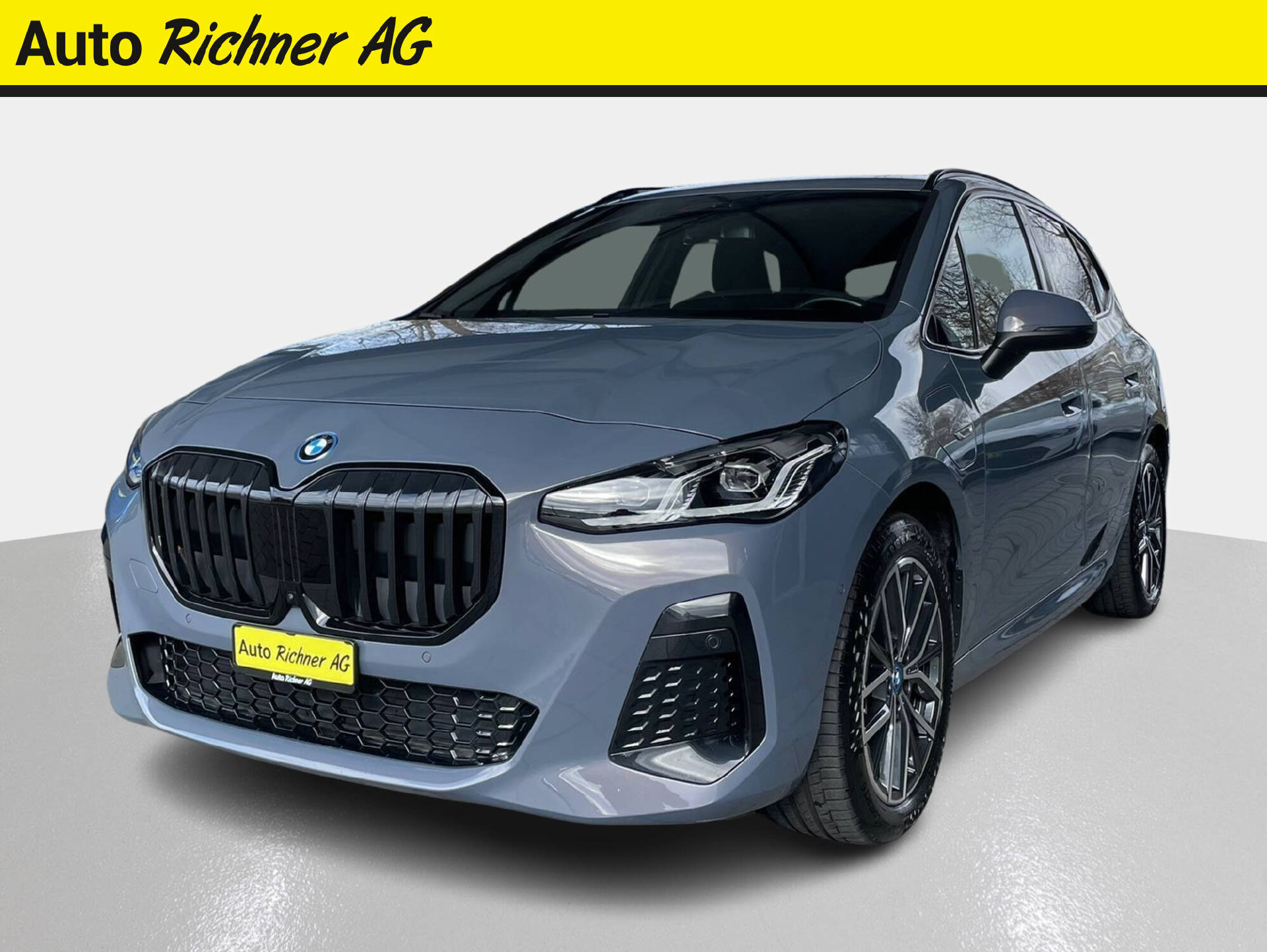 BMW 225e xDrive paddles Active Tourer-showroom-element-1