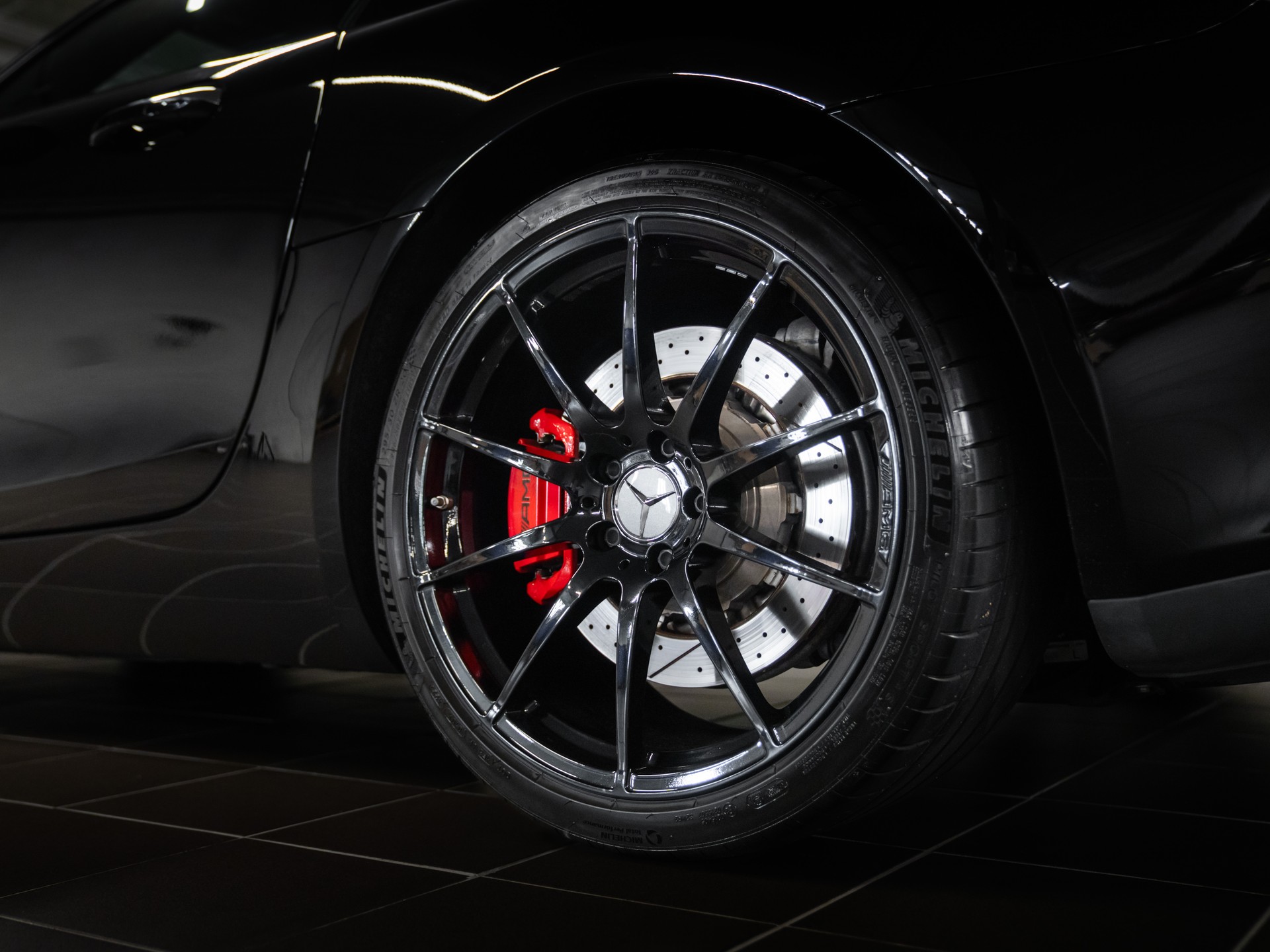 MERCEDES-BENZ AMG GT S Speedshift DCT-image-13