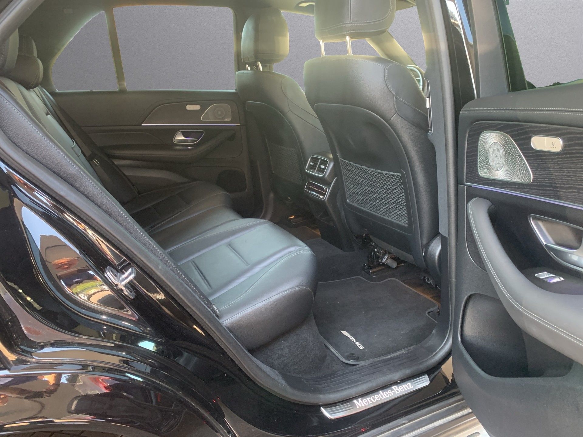 MERCEDES-BENZ GLE 300 d 4Matic AMG Line 9G-Tronic-image-15