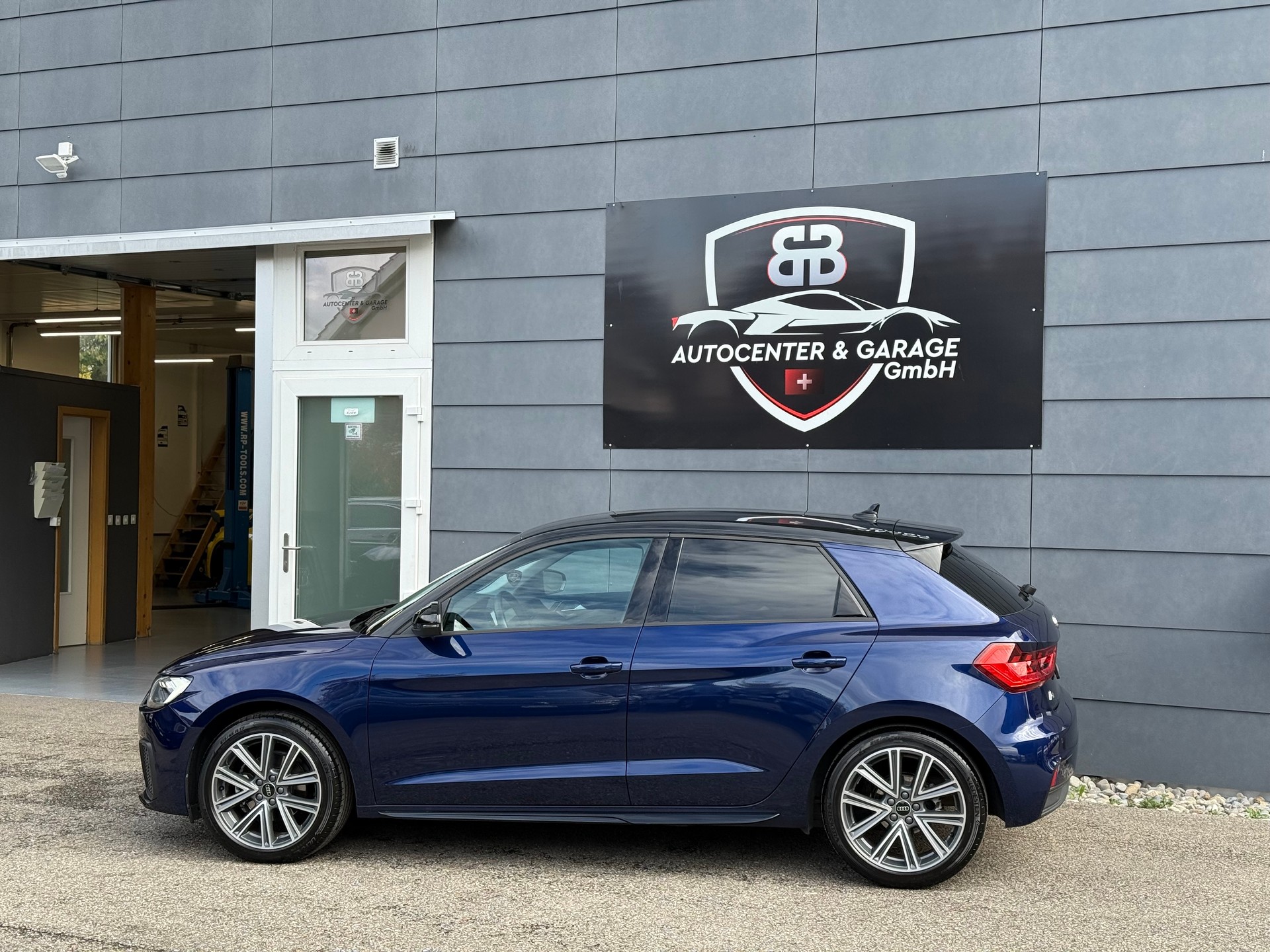 AUDI A1 Sportback 30 TFSI S-tronic °° 5 Jahre / 100'000 Hersteller Garantie °°-image-4