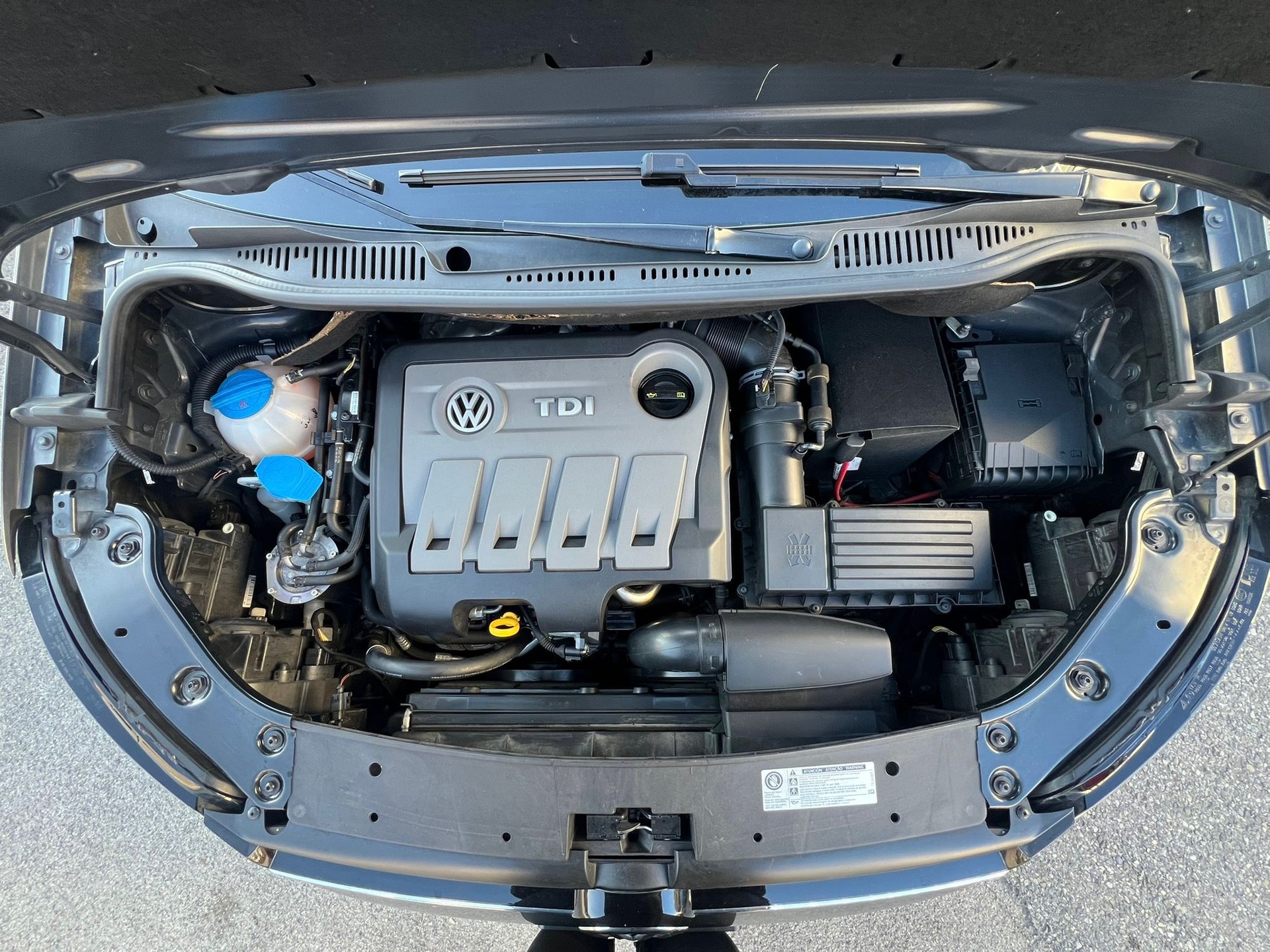 VW 2.0 TDI Blue MT Highline DSG-image-13
