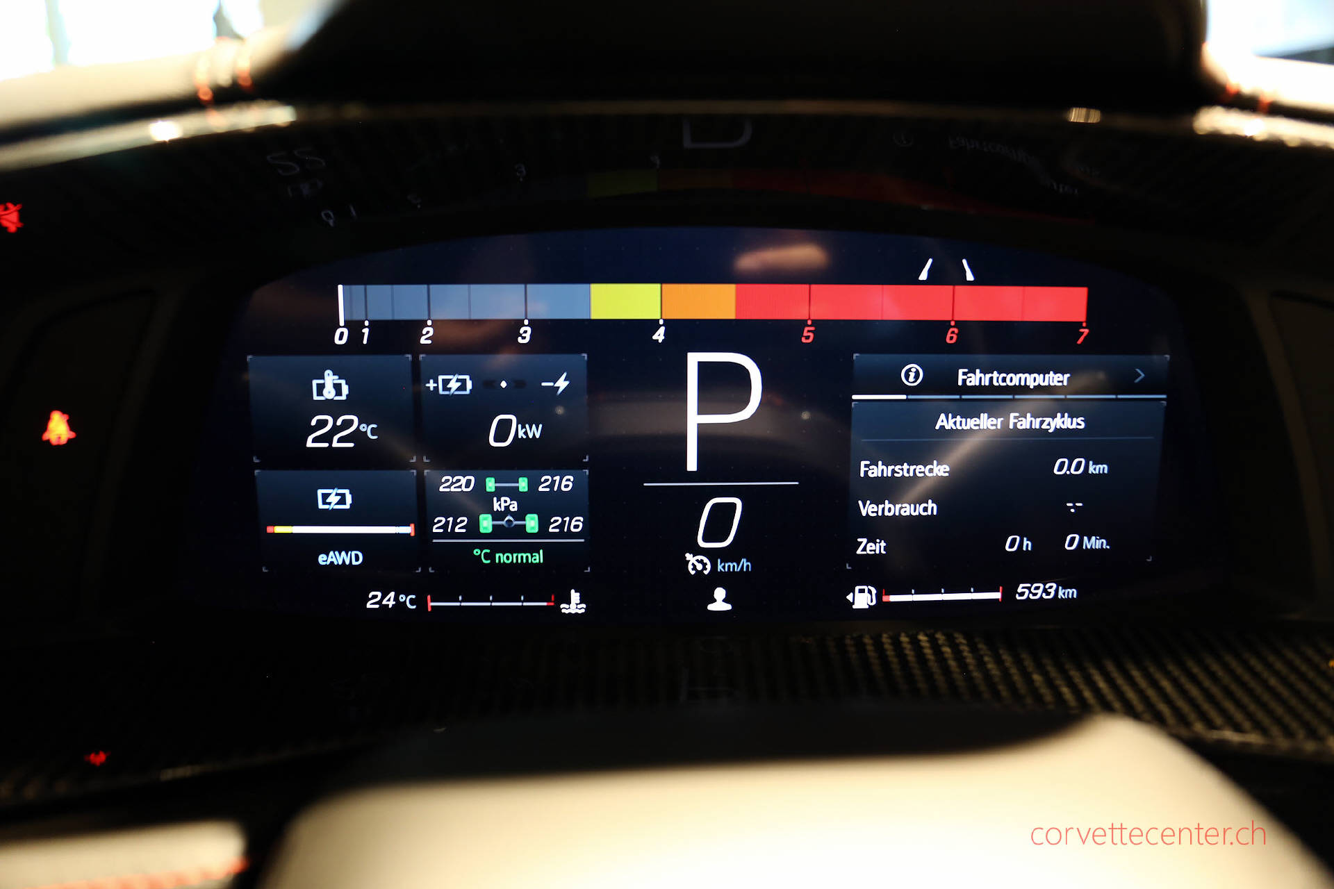 CHEVROLET Corvette E-Ray 3LZ-image-12