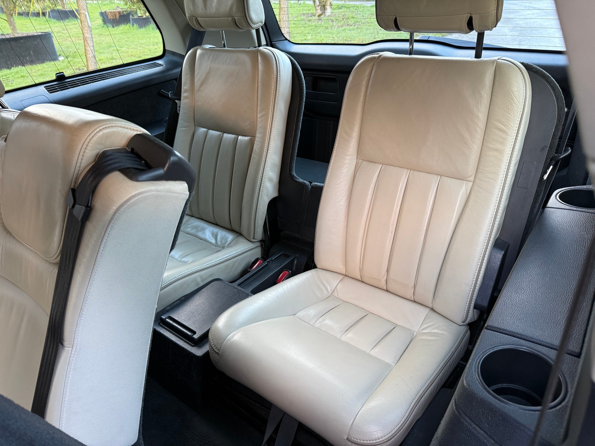 VOLVO XC90 V8 AWD Executive Geartronic-image-11