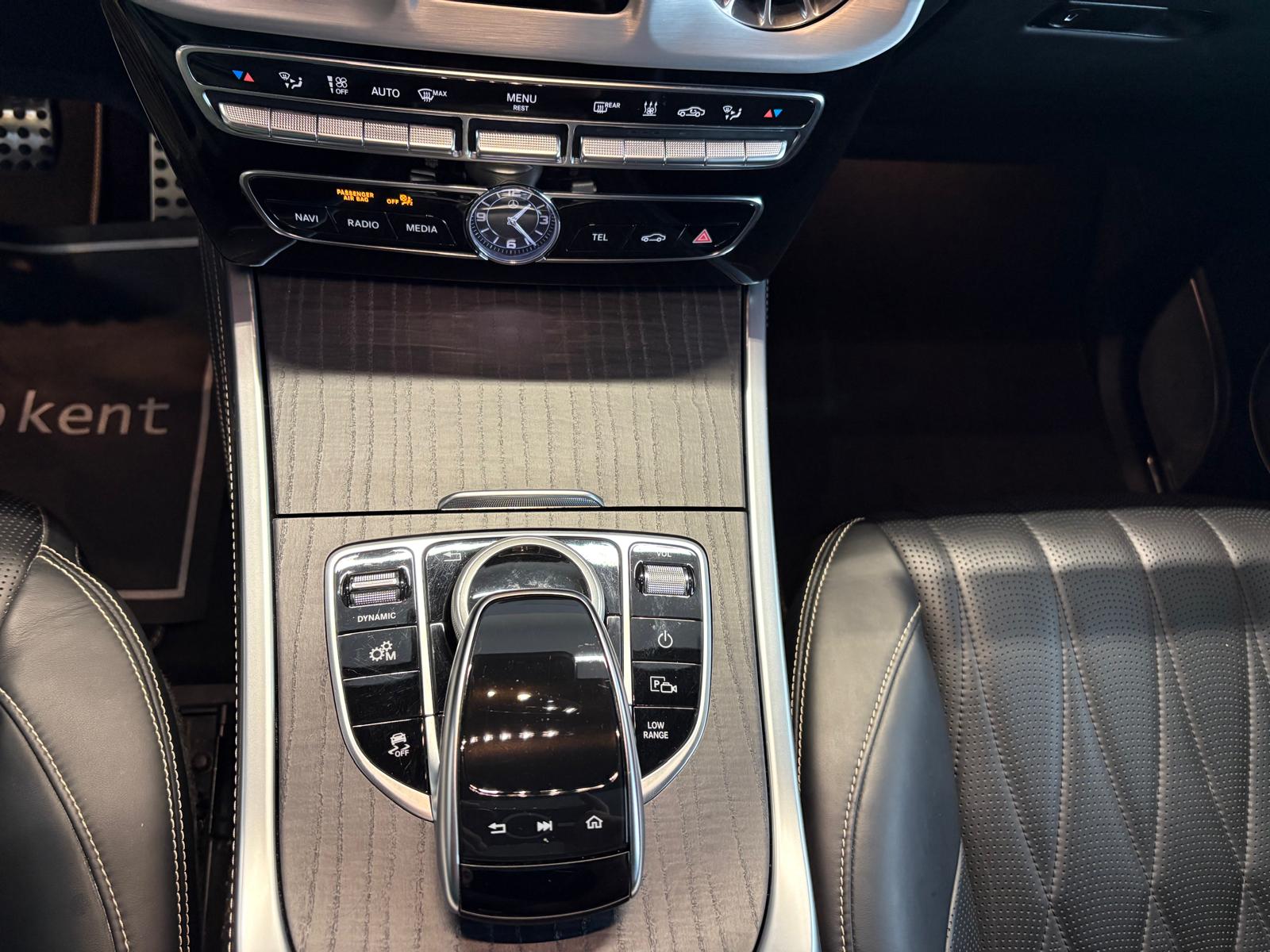 MERCEDES-BENZ G 400 d Stronger Than Time Edition 9G-Tronic-image-11