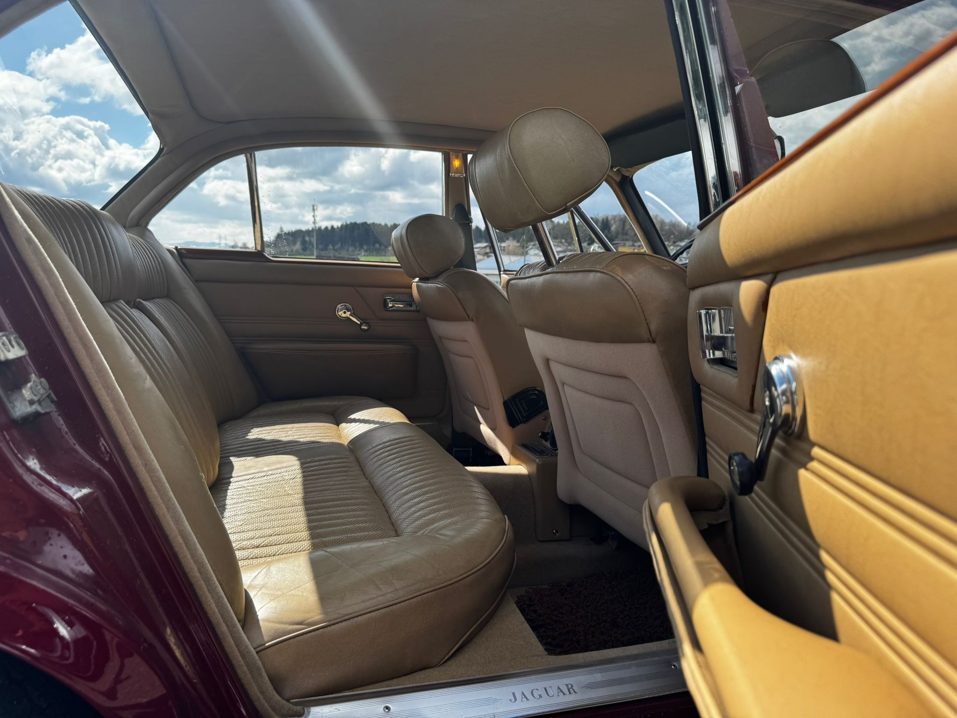 JAGUAR 6 2.8 L-image-12