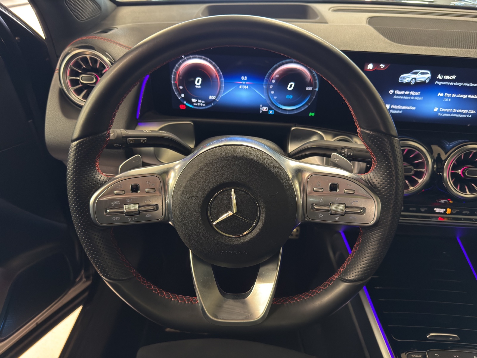 MERCEDES-BENZ EQB 300 4M-image-6