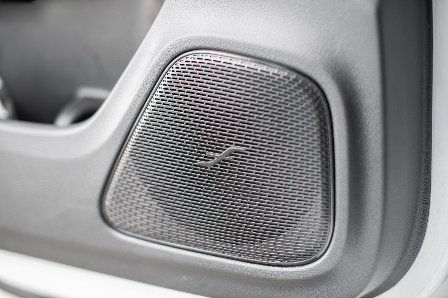 MERCEDES-BENZ CLA 250 AMG Line 4Matic-image-9