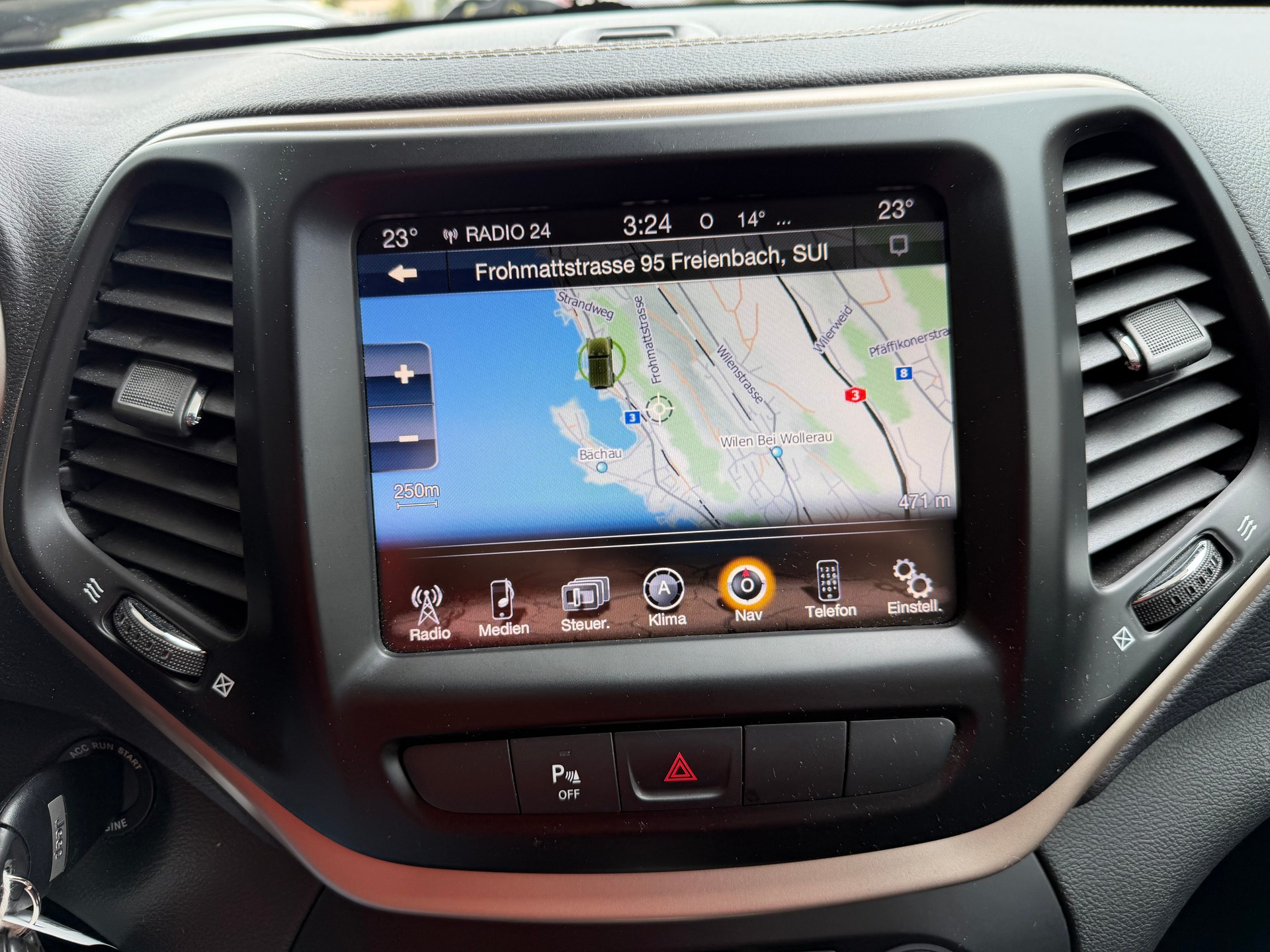 JEEP Cherokee 2.0TD Limited AWD 9ATX-image-9