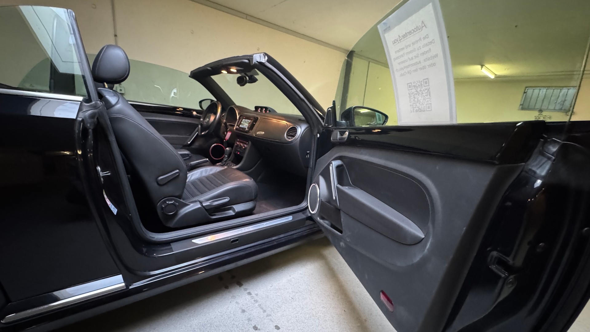 VW Beetle Cabrio 1.4 TSI Sport DSG / Einzigartige Rarität mit Top Ausstattung, hervorragendem Zustand und idealer Fahrkombination-image-19