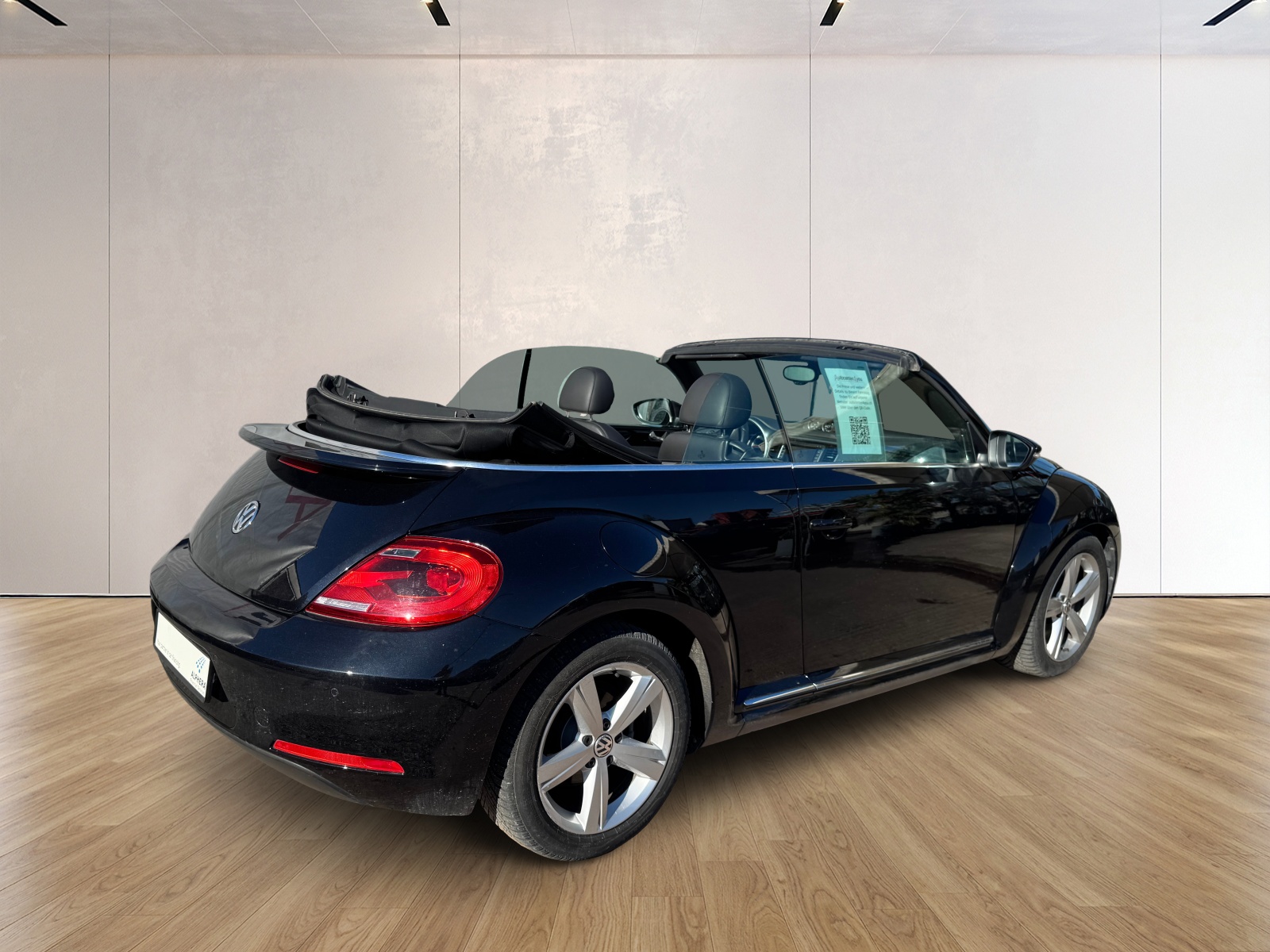 VW Beetle Cabrio 1.4 TSI Sport DSG / Einzigartige Rarität mit Top Ausstattung, hervorragendem Zustand und idealer Fahrkombination-image-5
