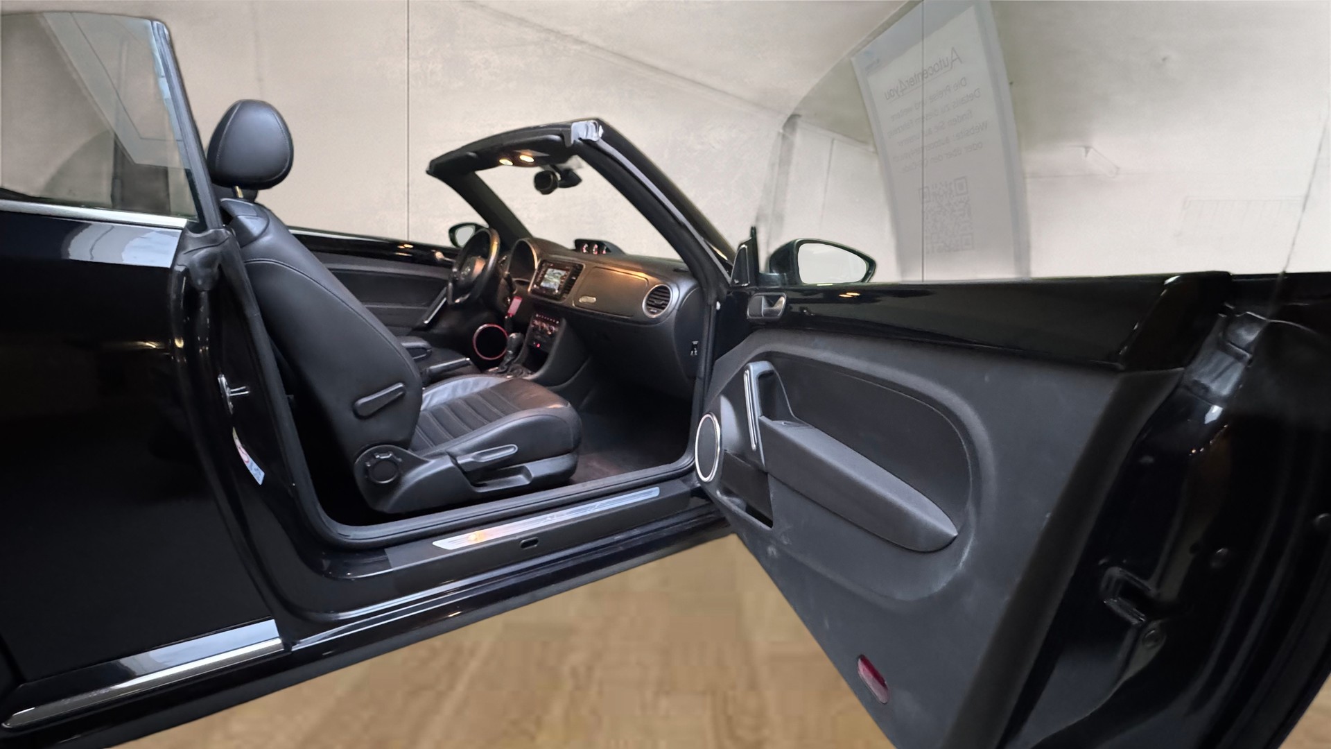 VW Beetle Cabrio 1.4 TSI Sport DSG / Einzigartige Rarität mit Top Ausstattung, hervorragendem Zustand und idealer Fahrkombination-image-19