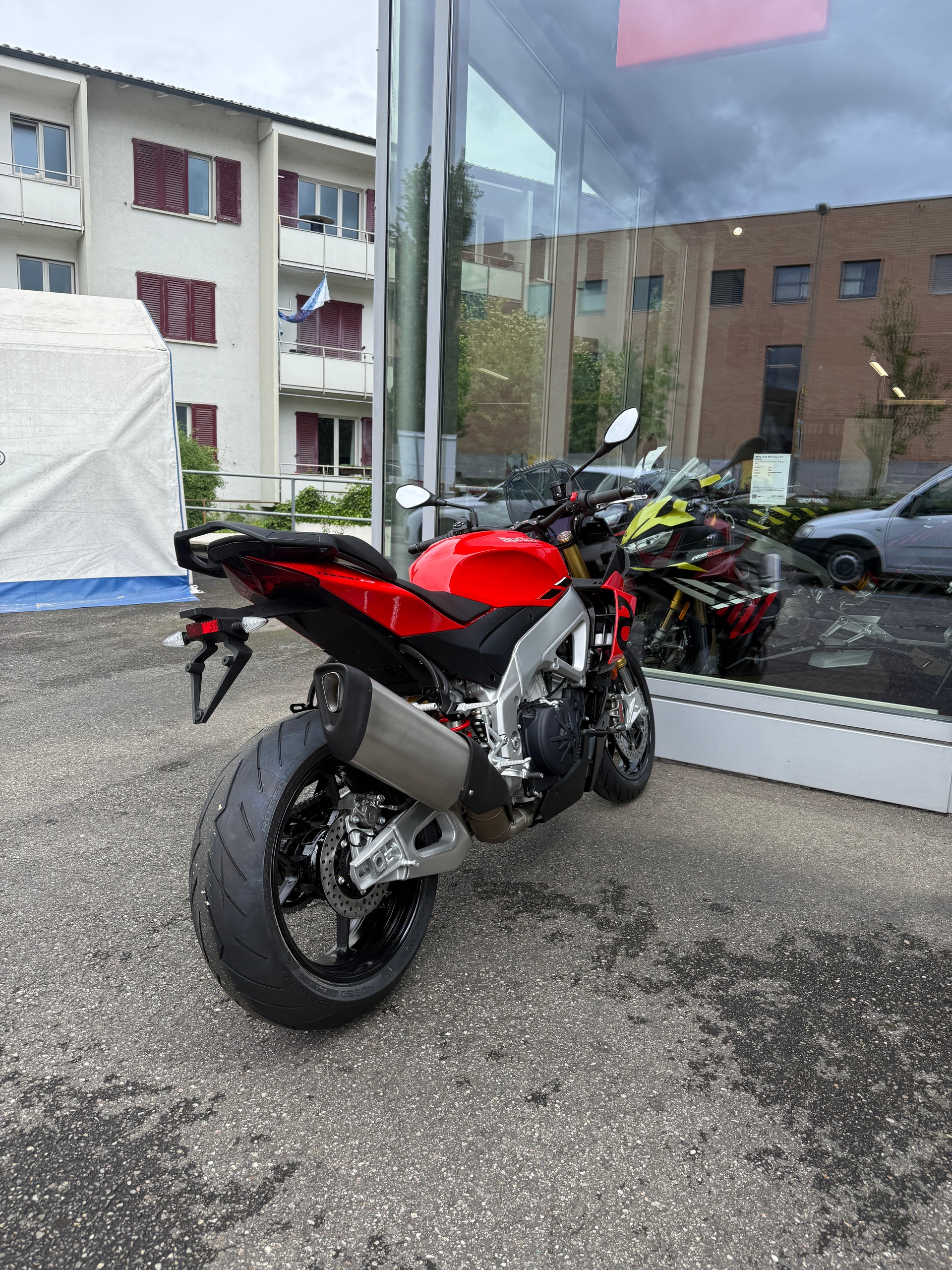 APRILIA Tuono V4 1100-image-11