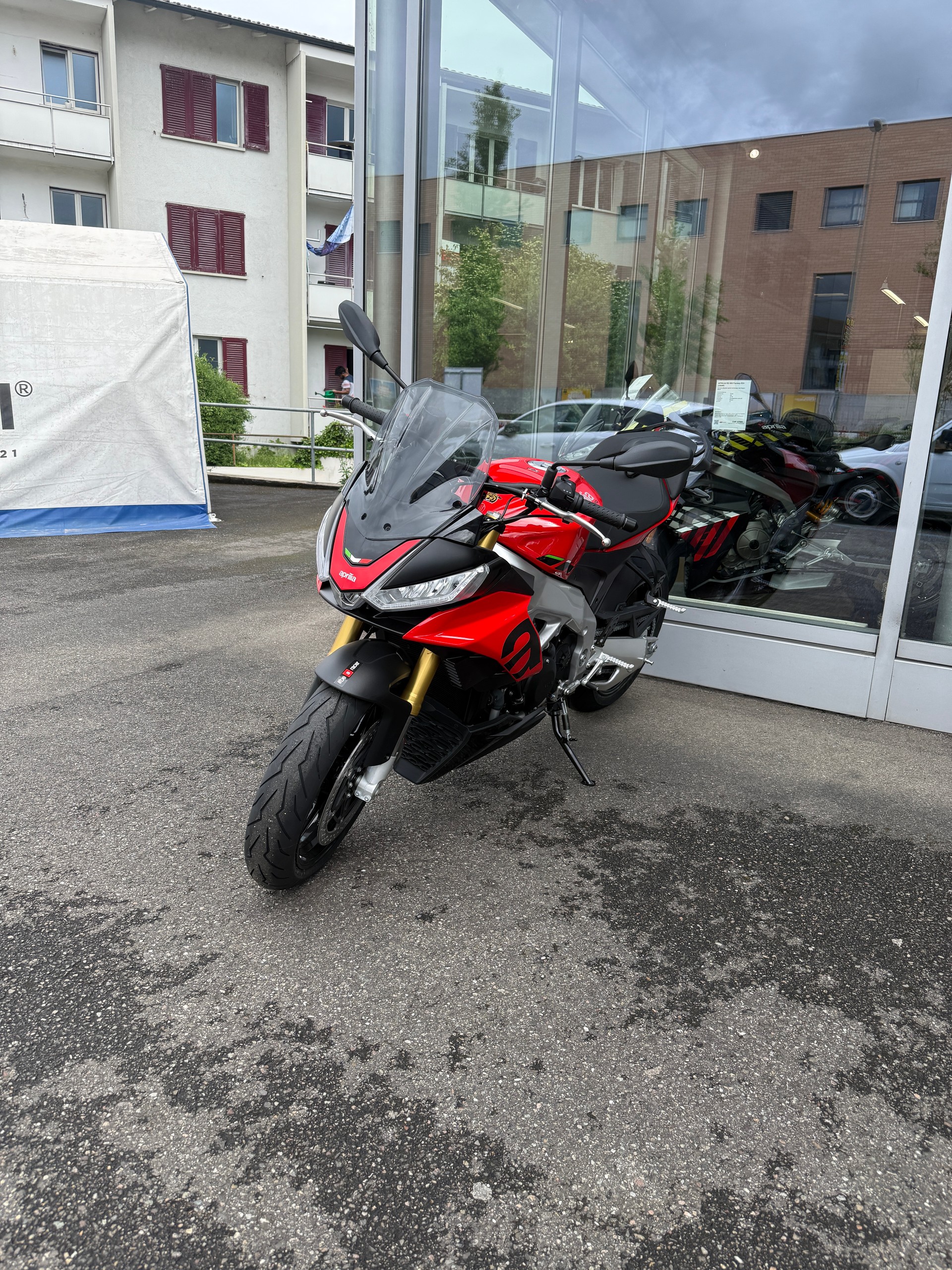 APRILIA Tuono V4 1100-image-3