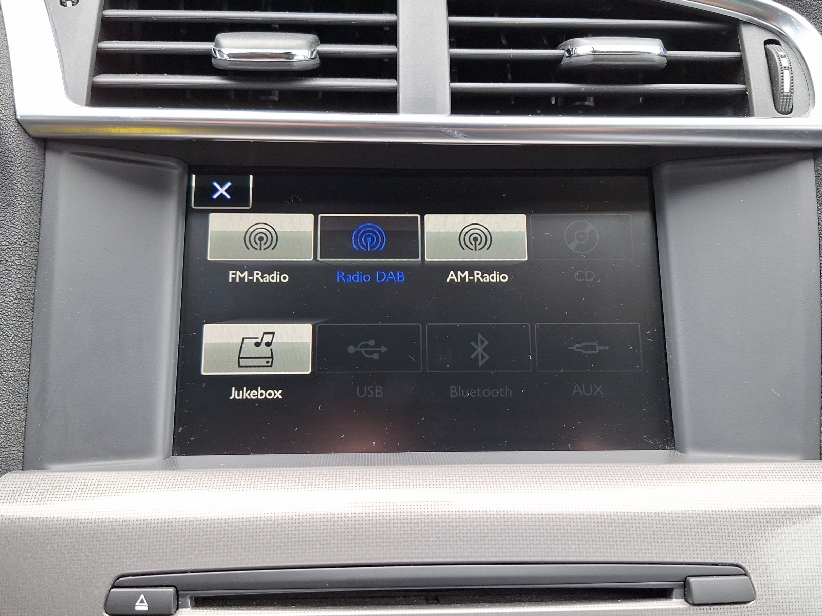 CITROEN C4 1.6 BlueHDi 120 Feel-image-17