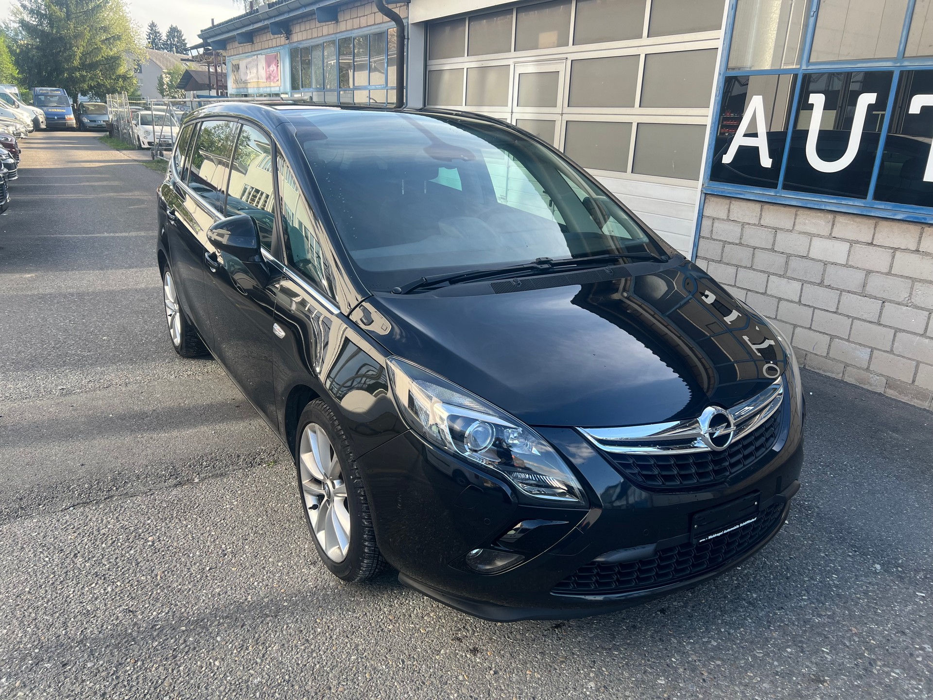 OPEL Zafira Tourer 1.6i 16V Turbo Active Ed. Aut.