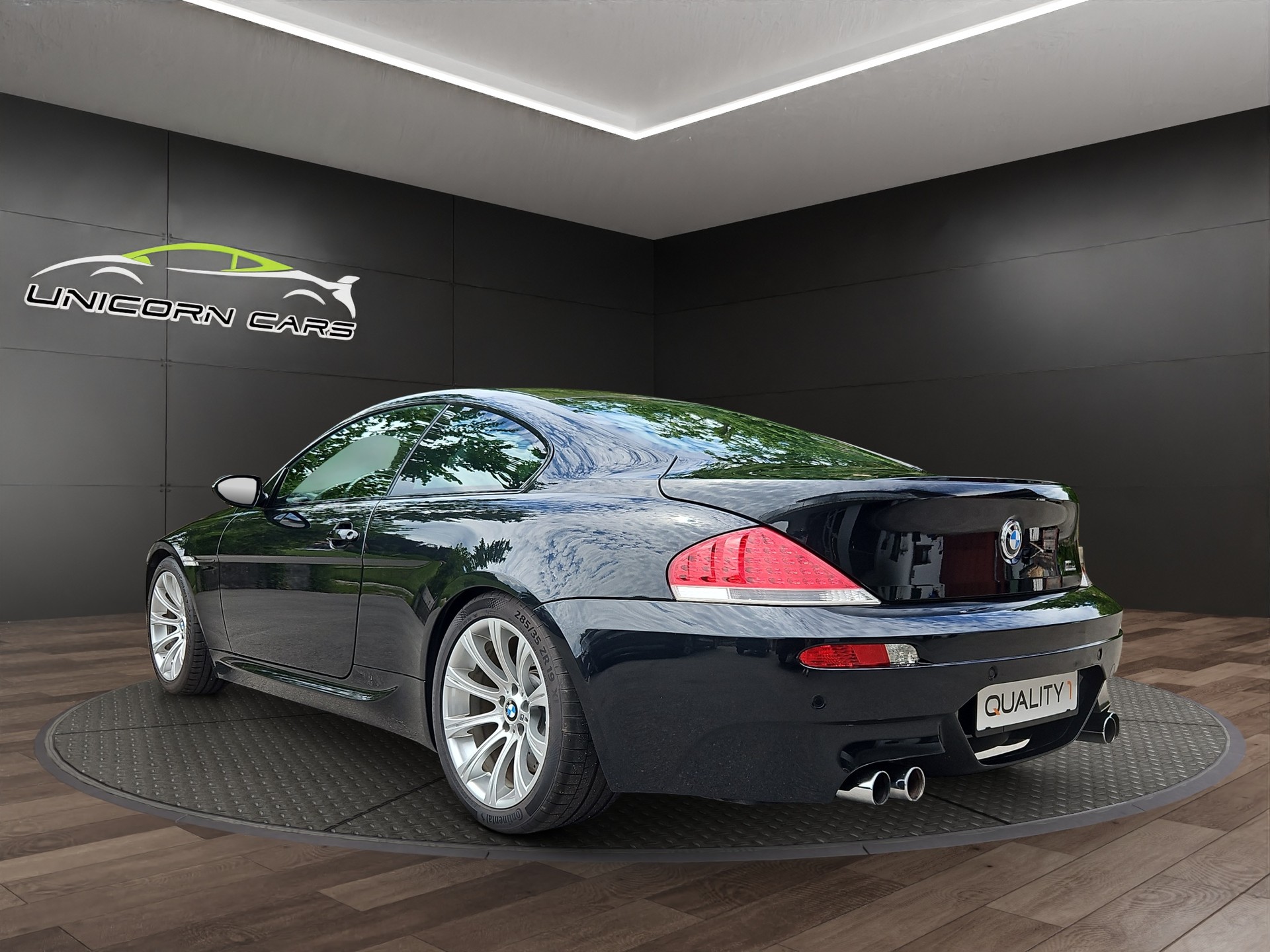 BMW M6-image-5