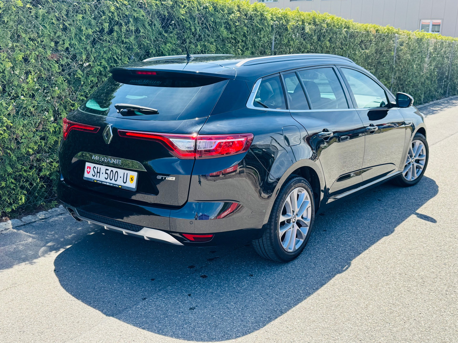 RENAULT Mégane Grandtour 1.3 16V Turbo GT Line-image-4