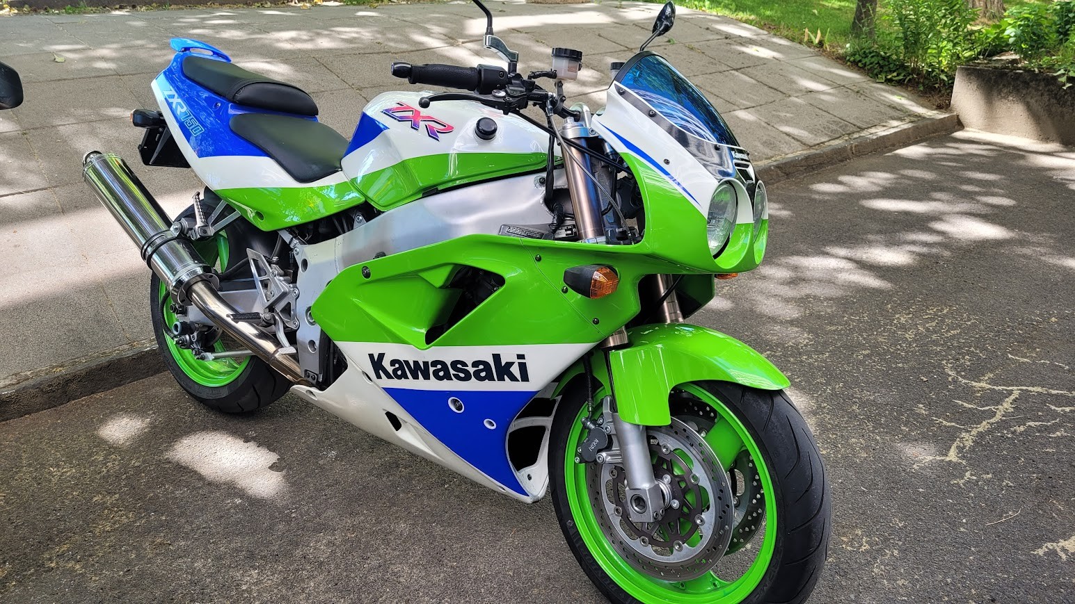 KAWASAKI ZXR-750 USD