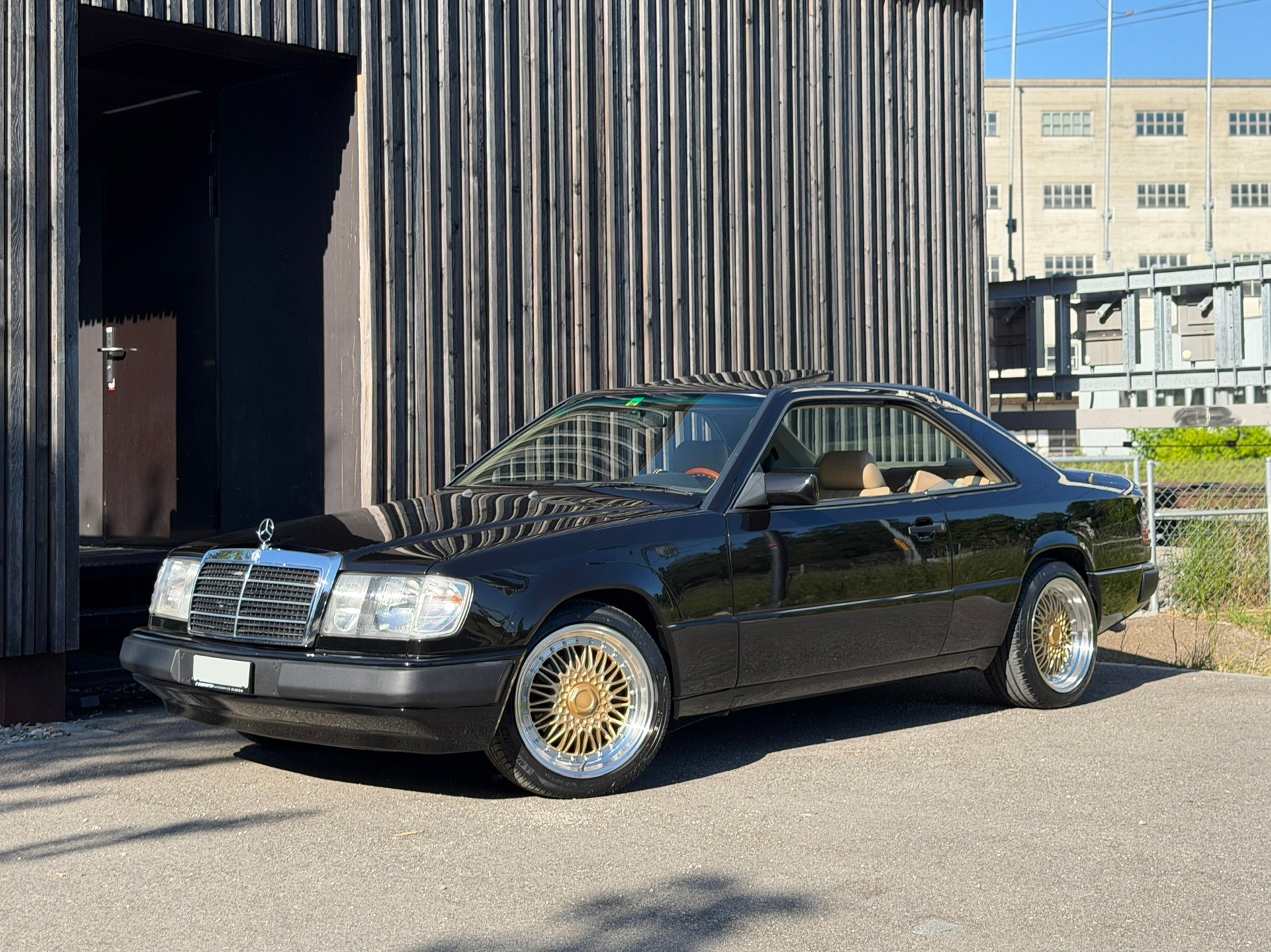 MERCEDES-BENZ 300 CE