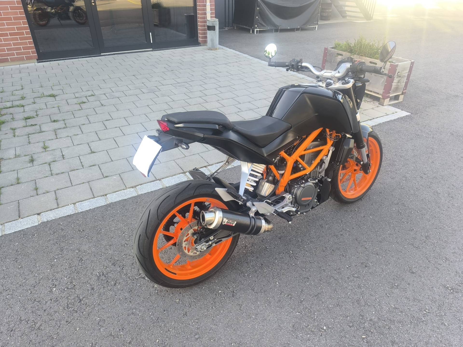 KTM 390 Duke ABS-image-4