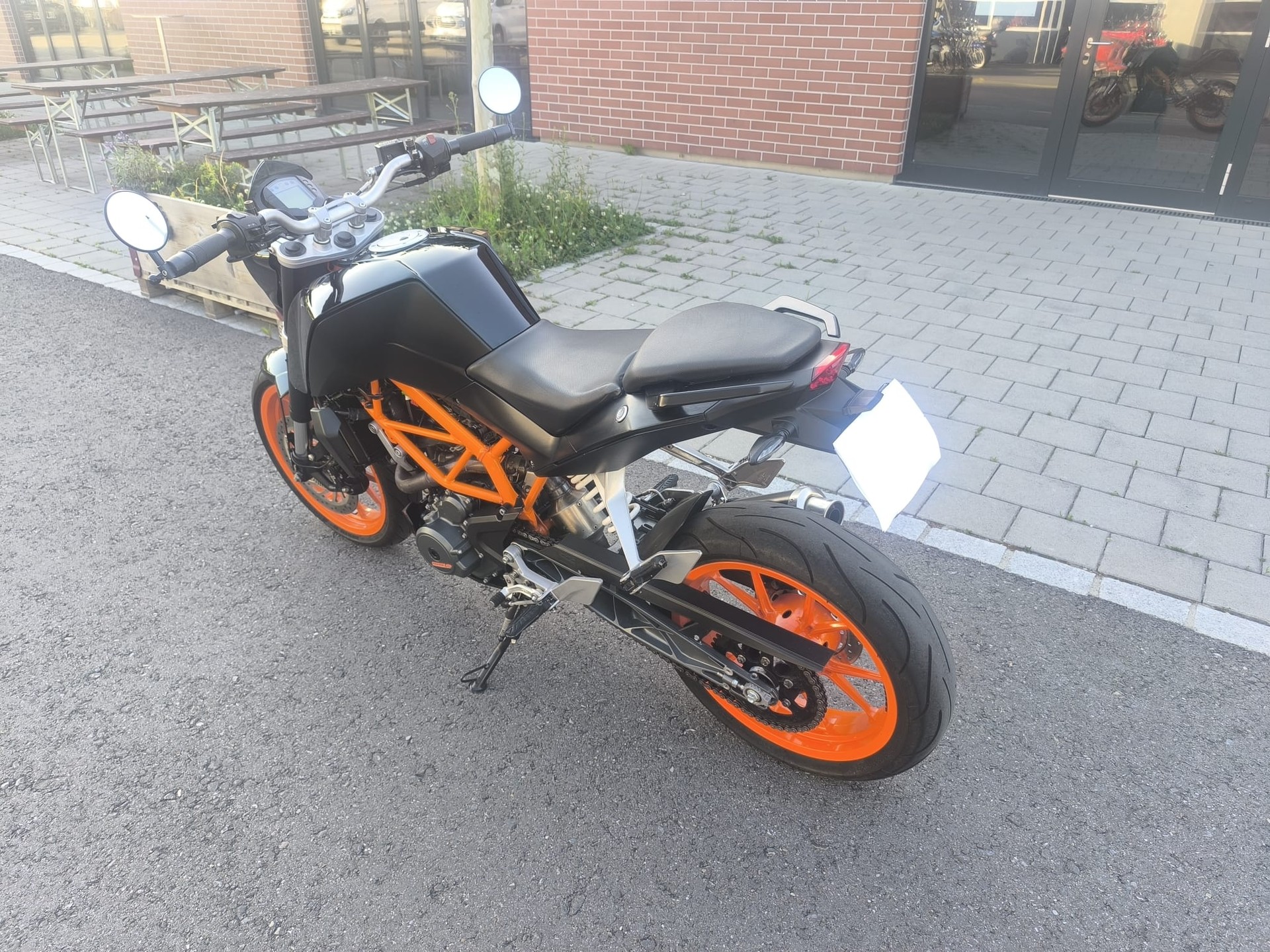 KTM 390 Duke ABS-image-5