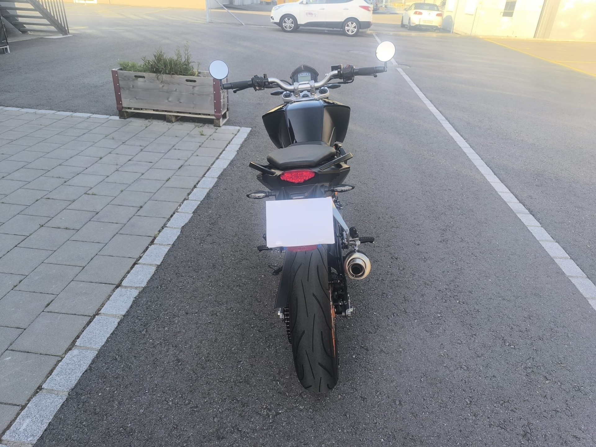 KTM 390 Duke ABS-image-7
