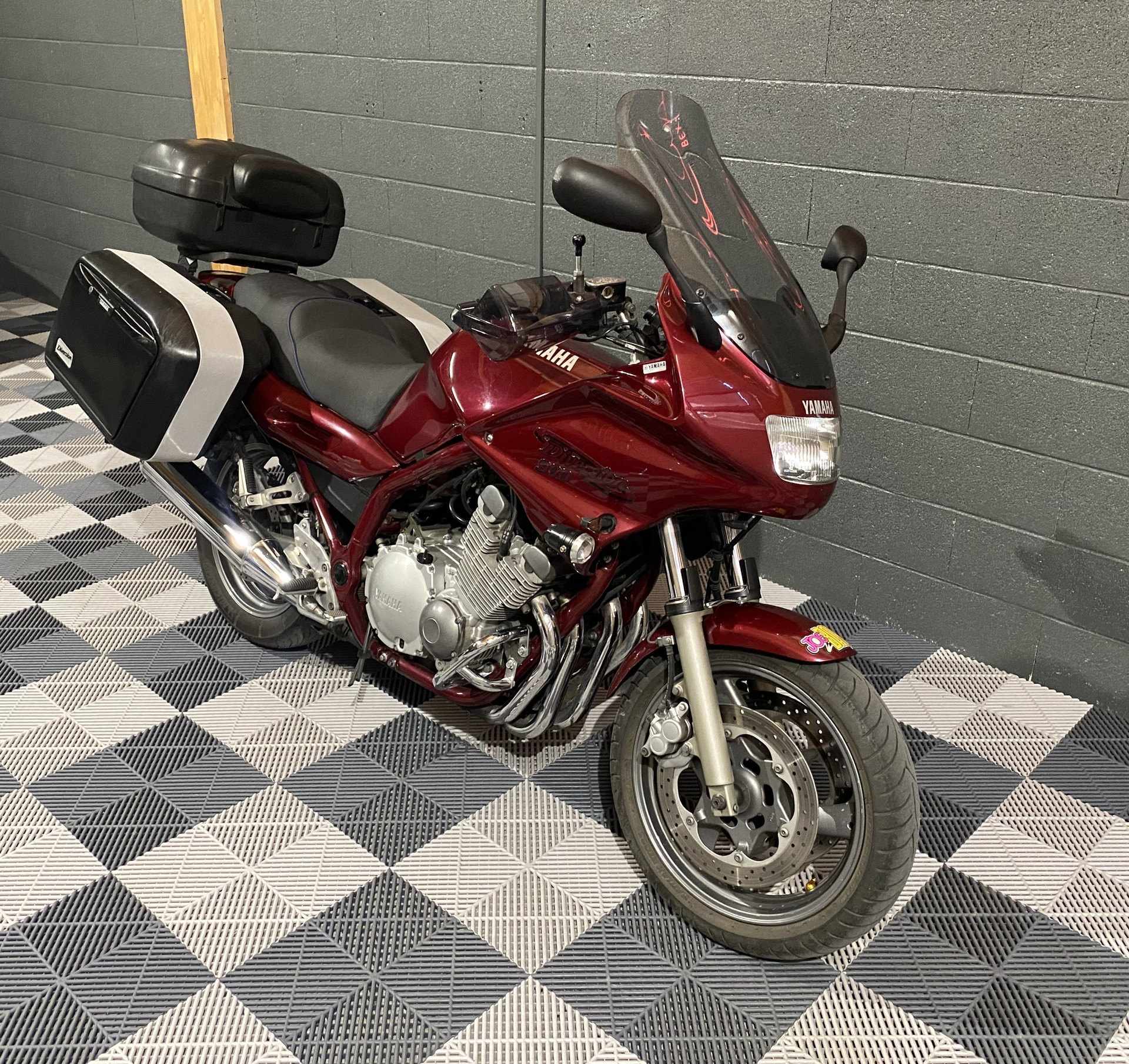 YAMAHA XJ 900 S Diversion-image-2