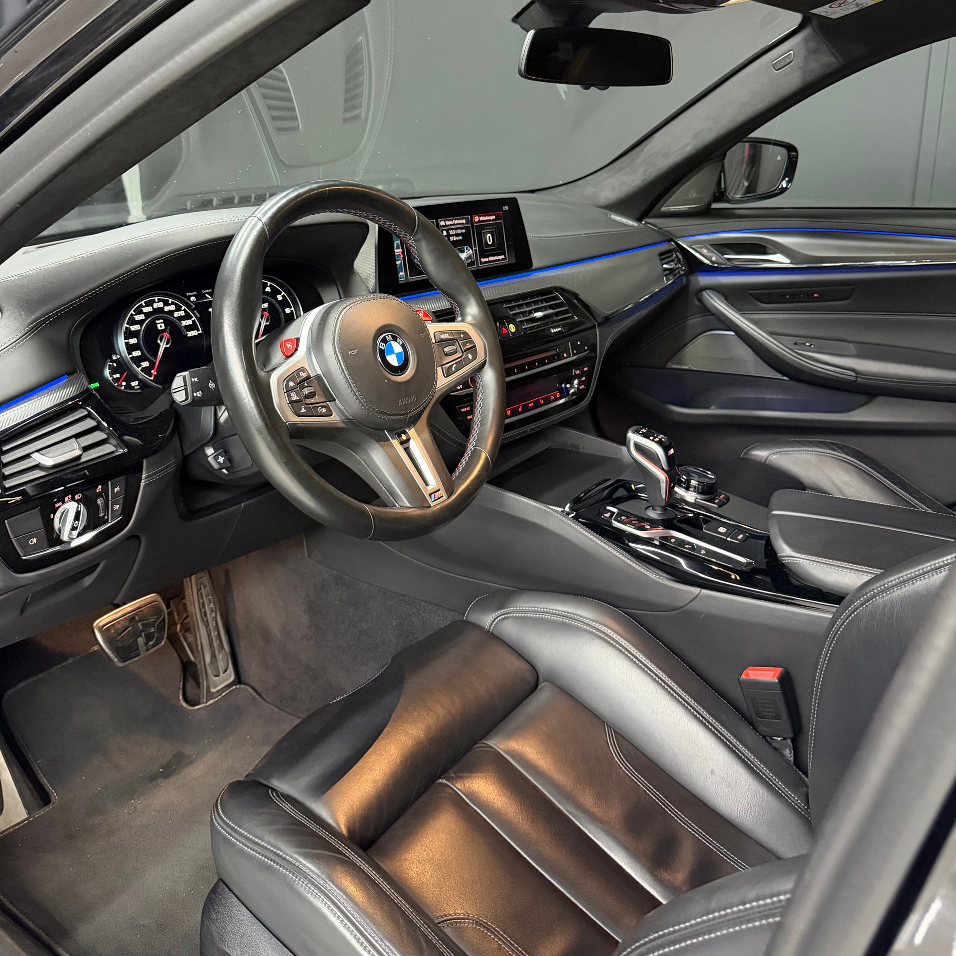 BMW M5 xDrive Competition Drivelogic-image-8