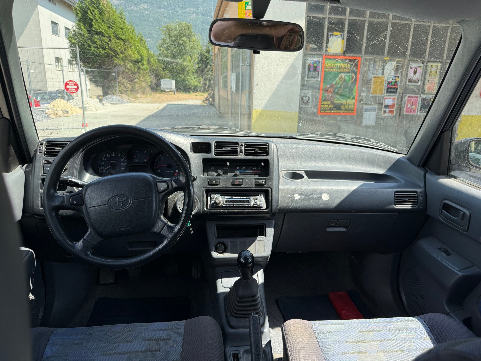 TOYOTA RAV-4 GX-image-8