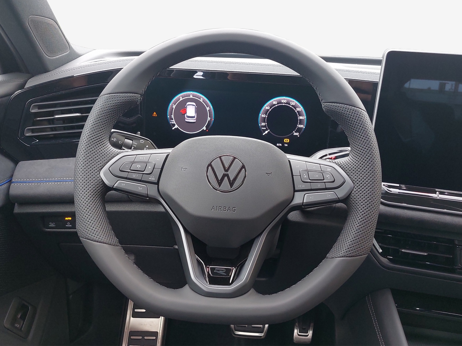VW Tiguan 2.0 TSI DSG R-Line Plus 4Motion-image-9