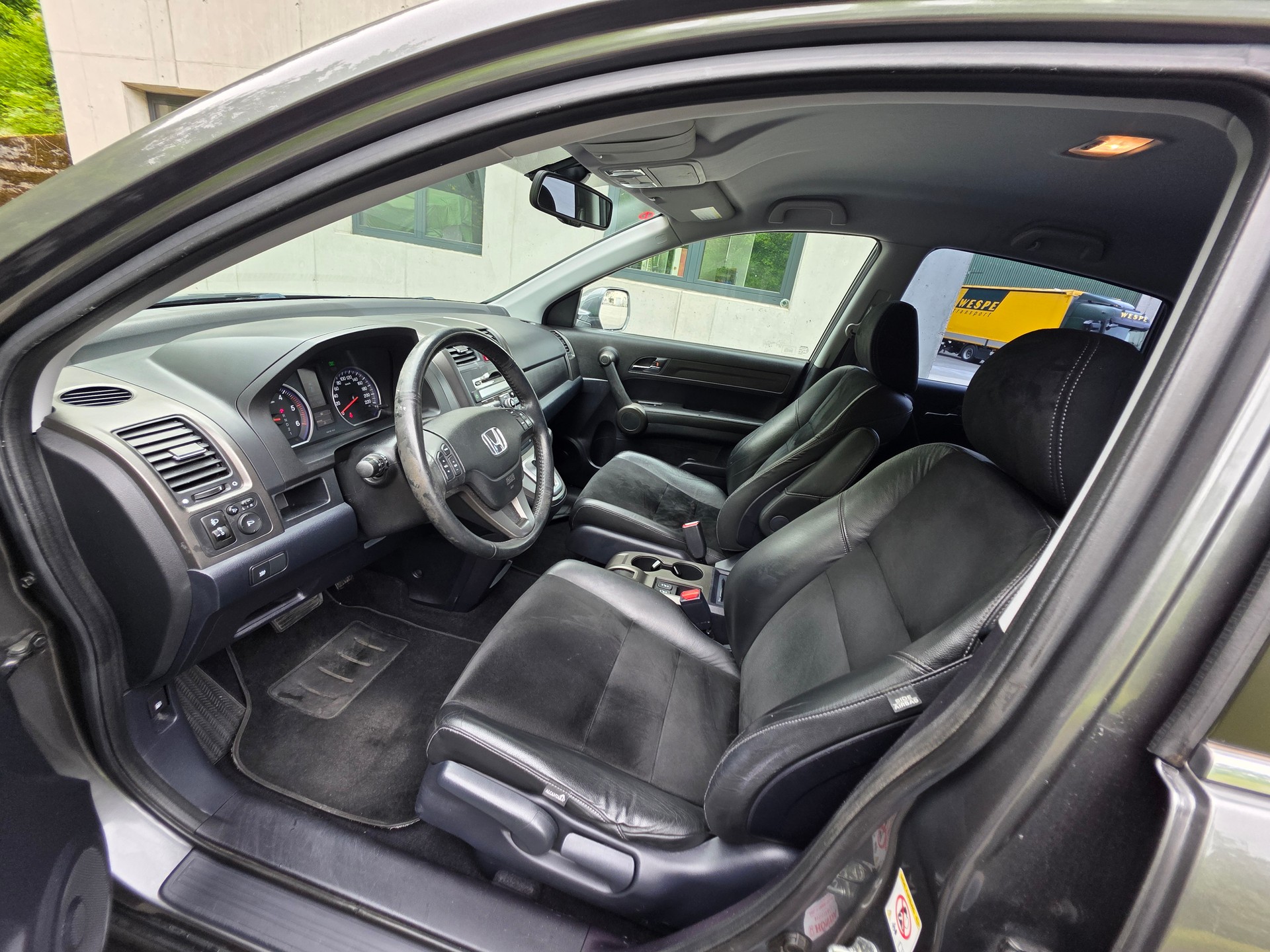 HONDA CR-V 2.2 i-DTEC 4WD Executive Plus Automatic-image-24