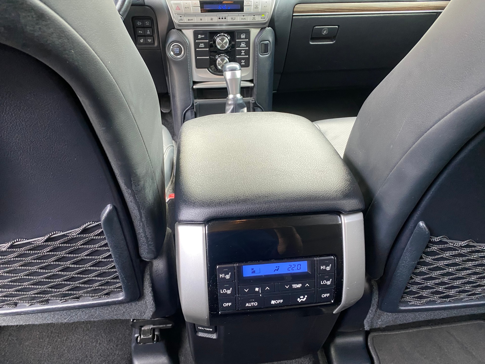 TOYOTA Land Cruiser 2.8TD Style Automatic-image-10
